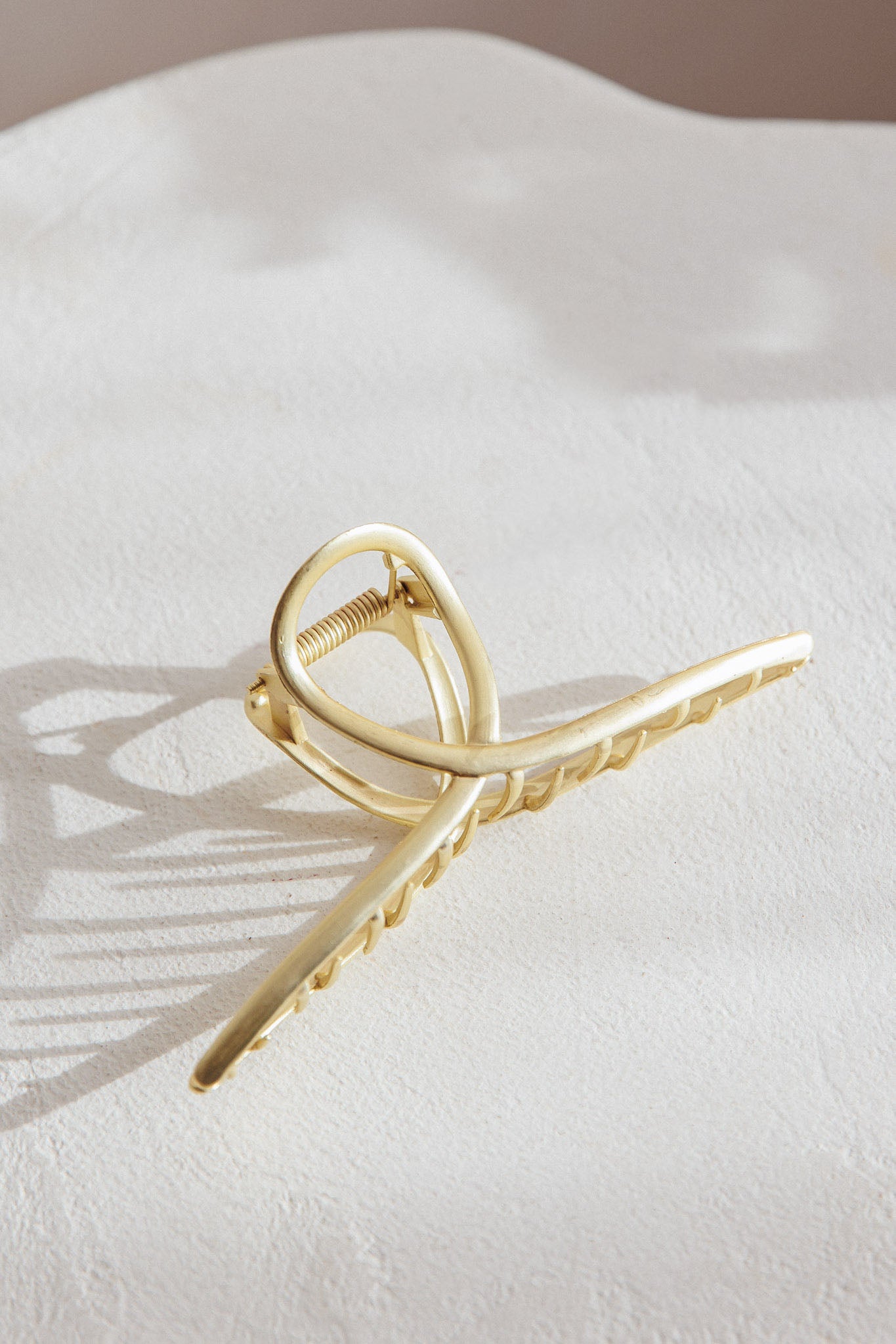 Anouk Claw Clip Gold by Selfie Leslie Australia