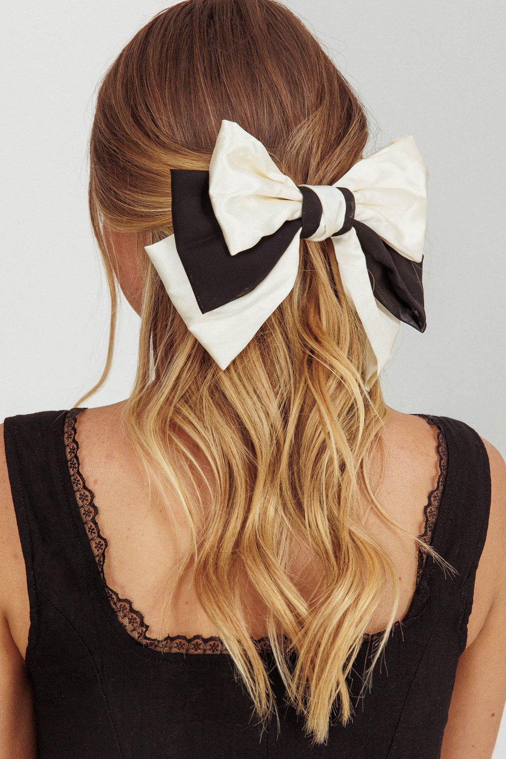 Chi Chi Bow Hairclip Black by Selfie Leslie Australia