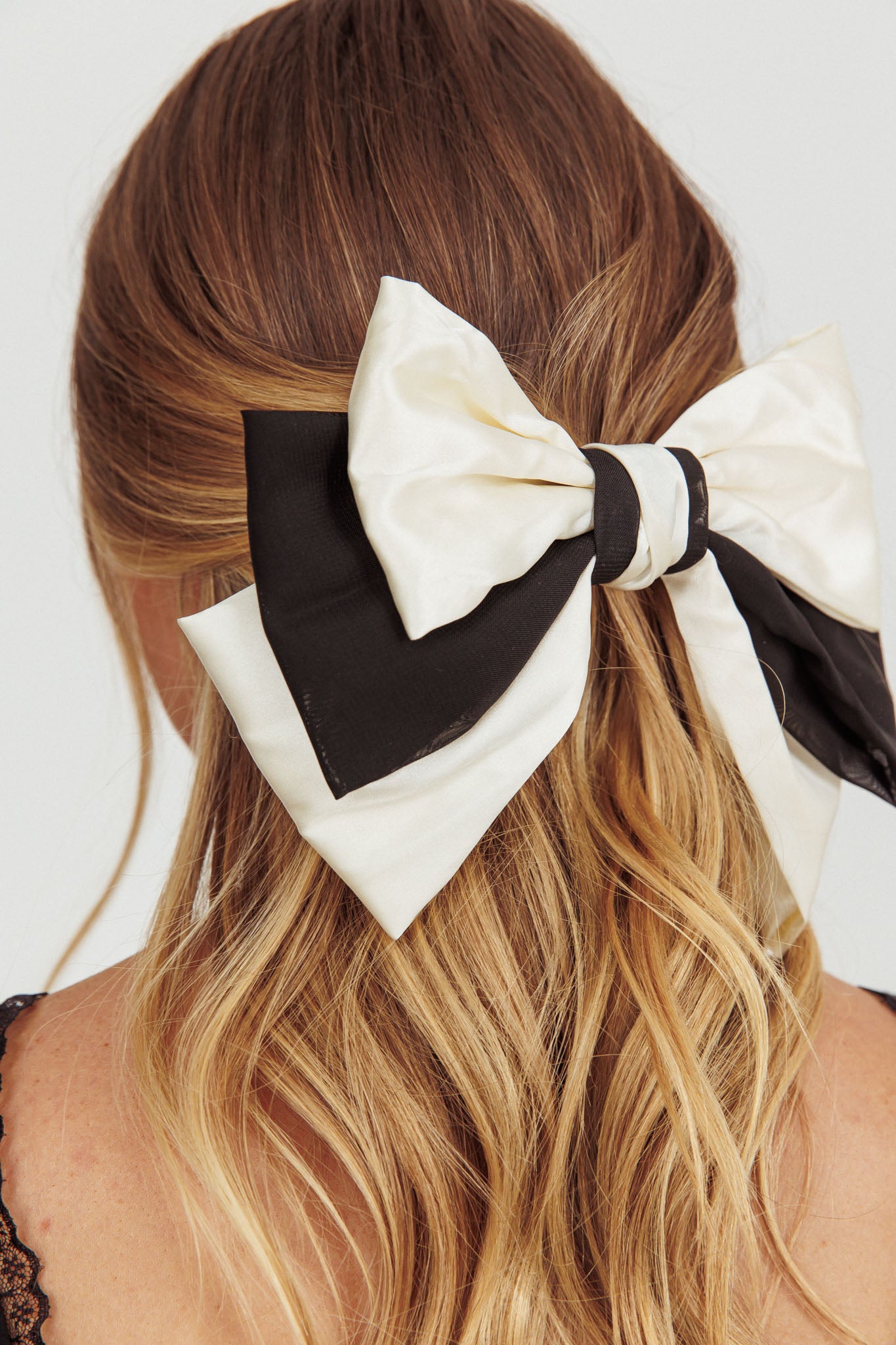 Chi Chi Bow Hairclip Black by Selfie Leslie Australia