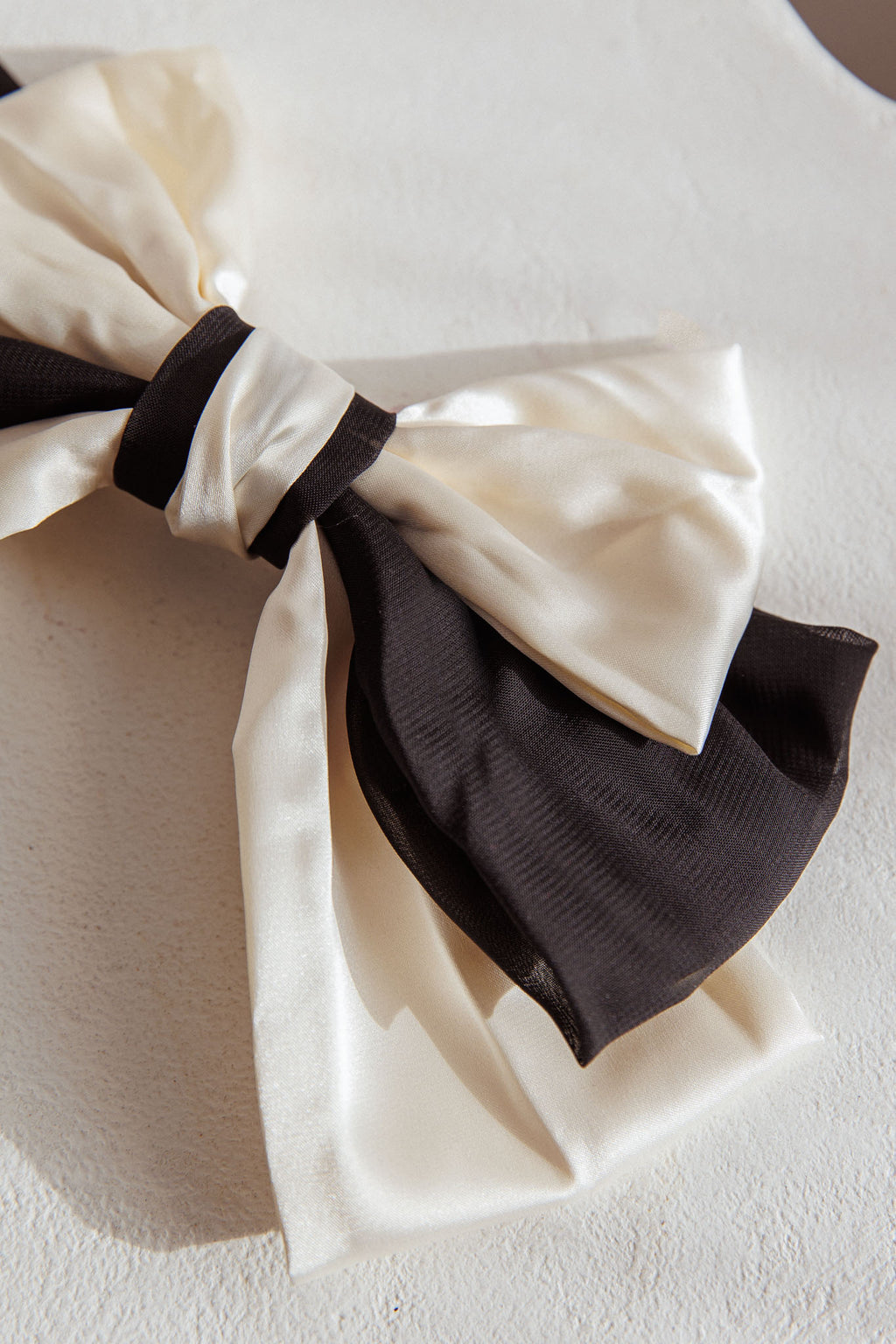 Chi Chi Bow Hairclip Black by Selfie Leslie Australia