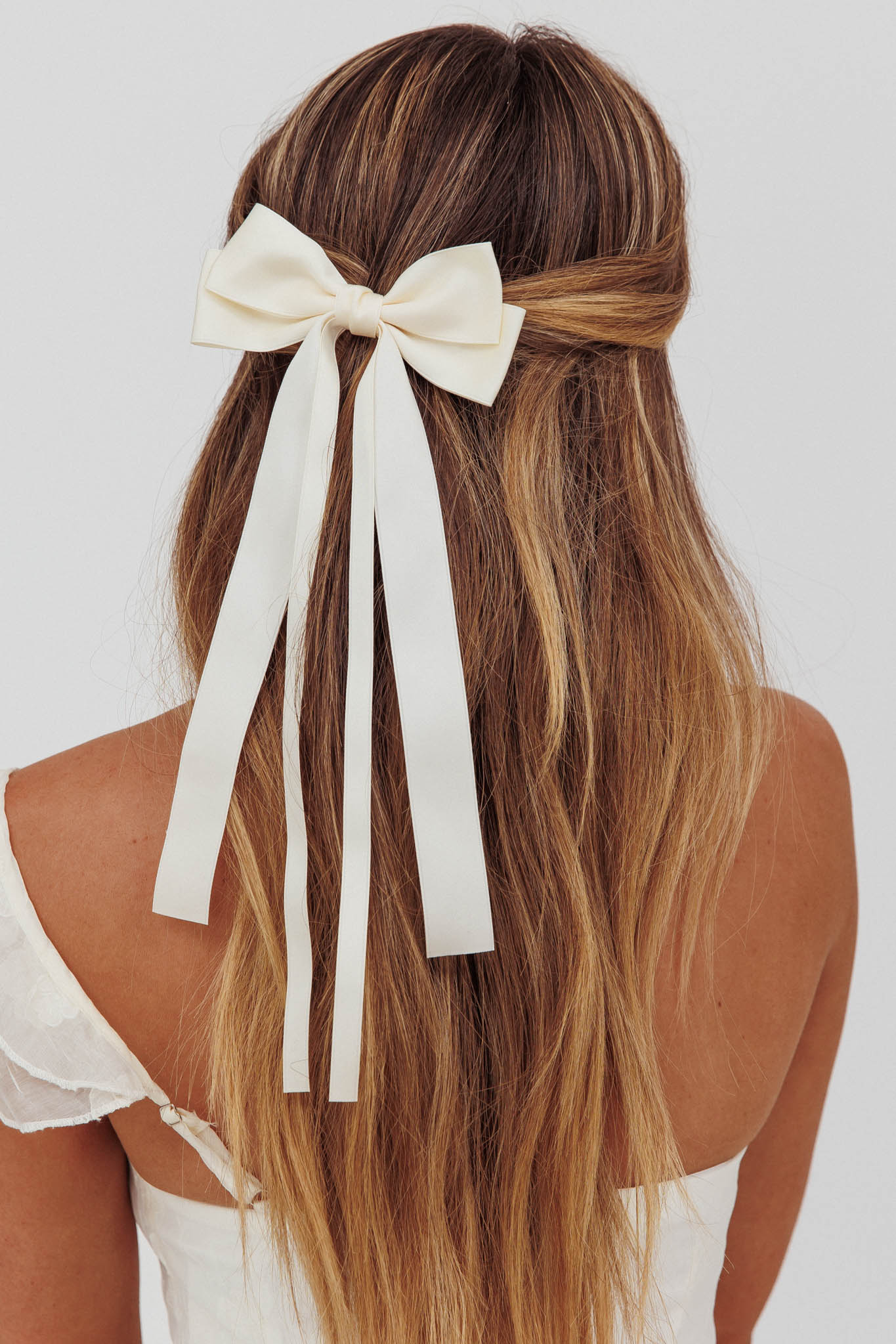 D'Arcy Double Bow Hairclip White by Selfie Leslie Australia