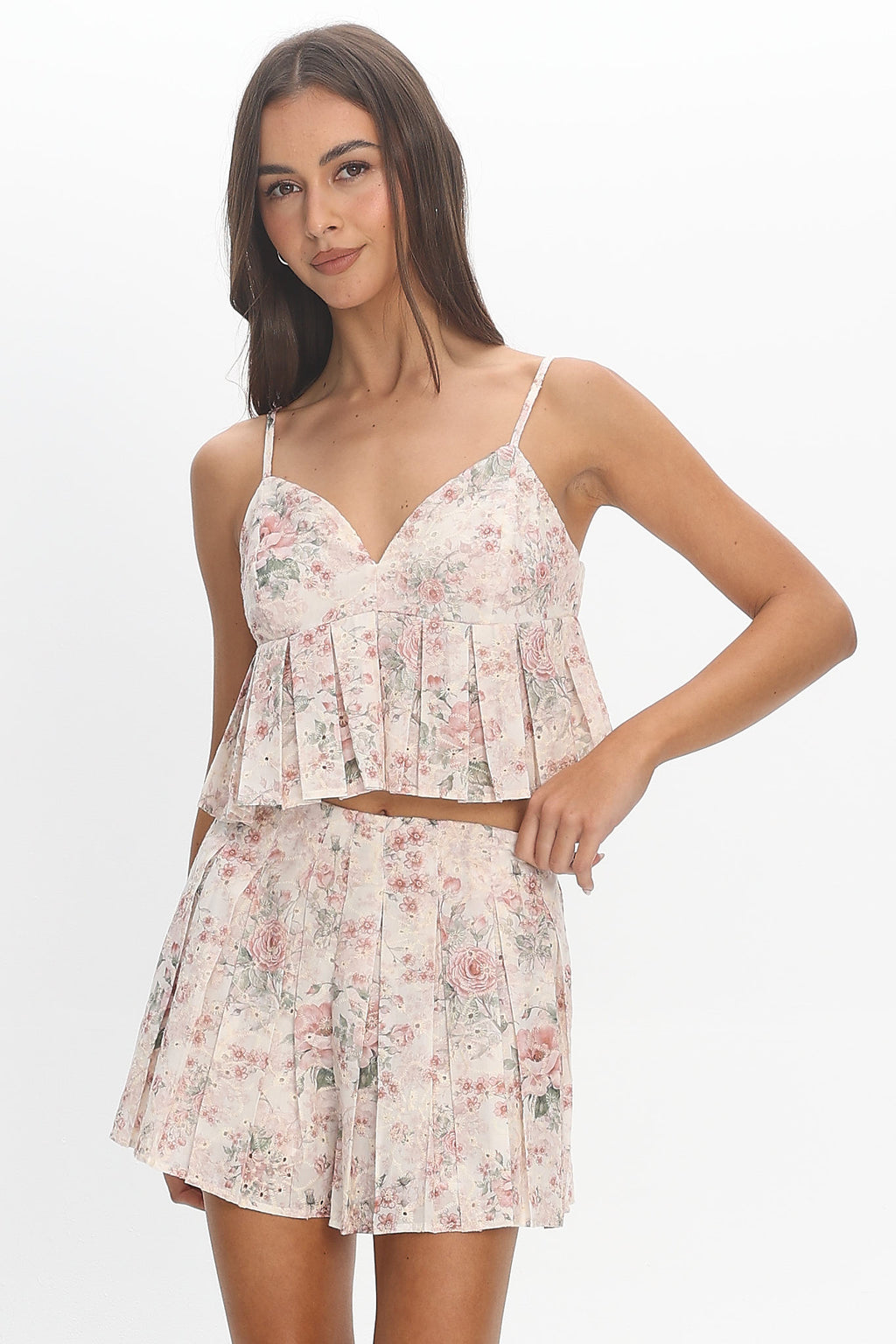 Terra Box Pleat Shorts Red Floral