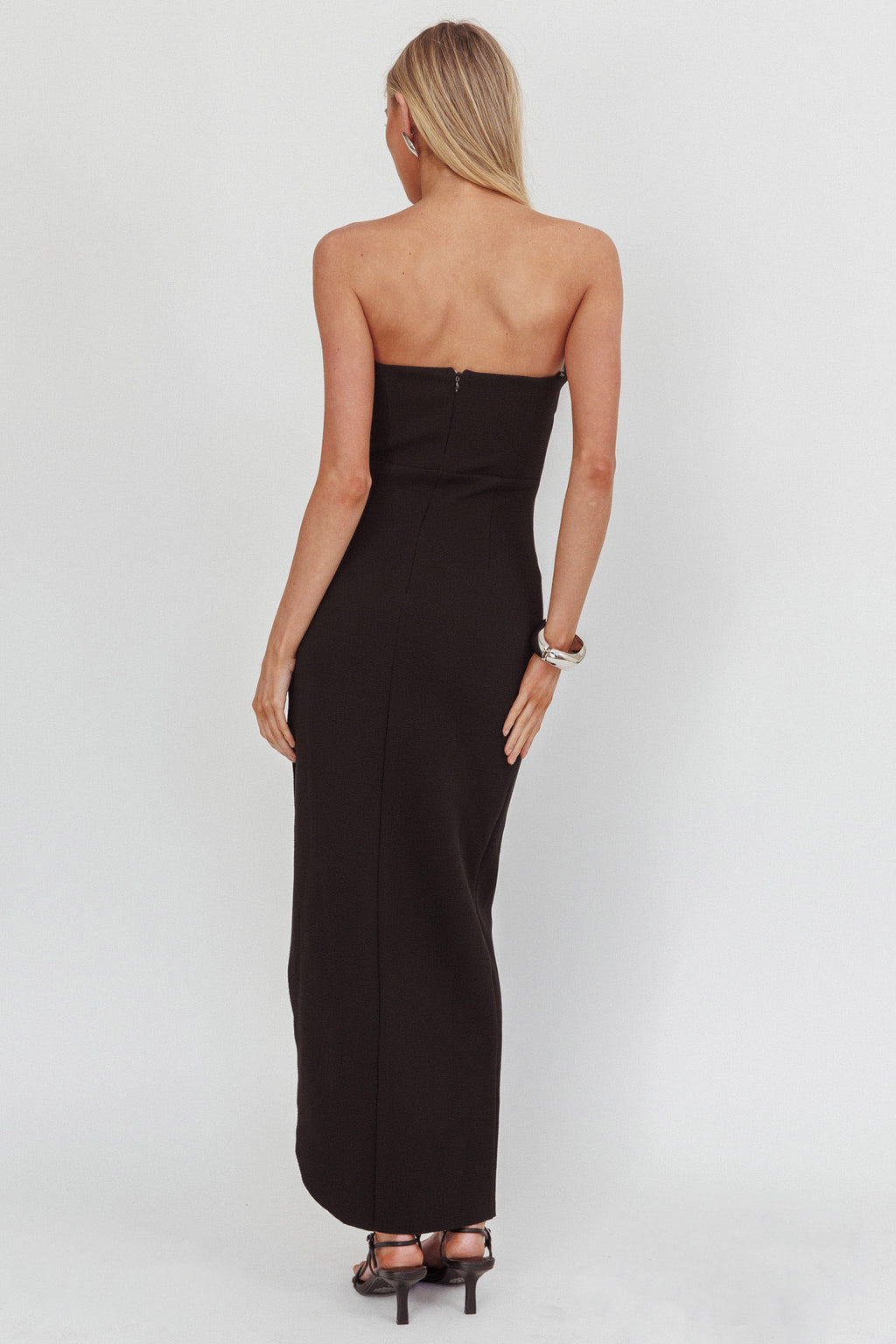 Maelie Sweetheart Neckline Pleated Bodice Maxi Dress Black by Selfie Leslie Australia