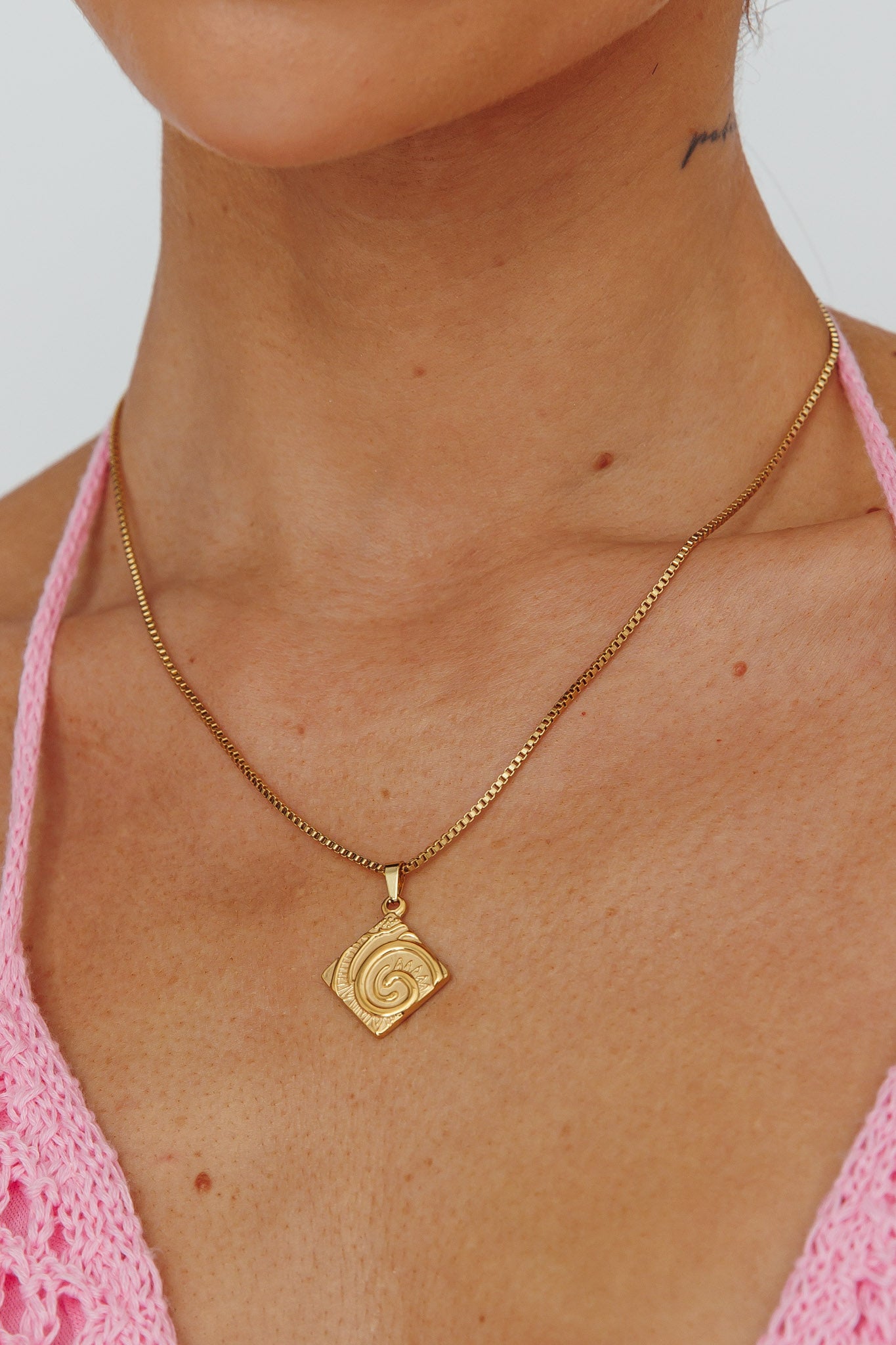 Seychelles Box Chain Pendant Necklace Gold by Selfie Leslie Australia