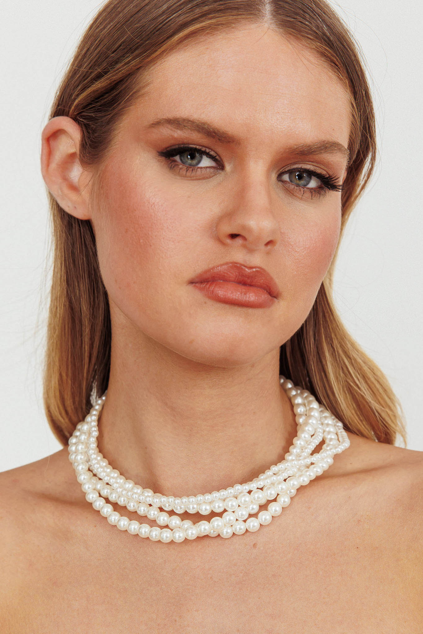 Giselle Pearl Necklace Gold by Selfie Leslie Australia