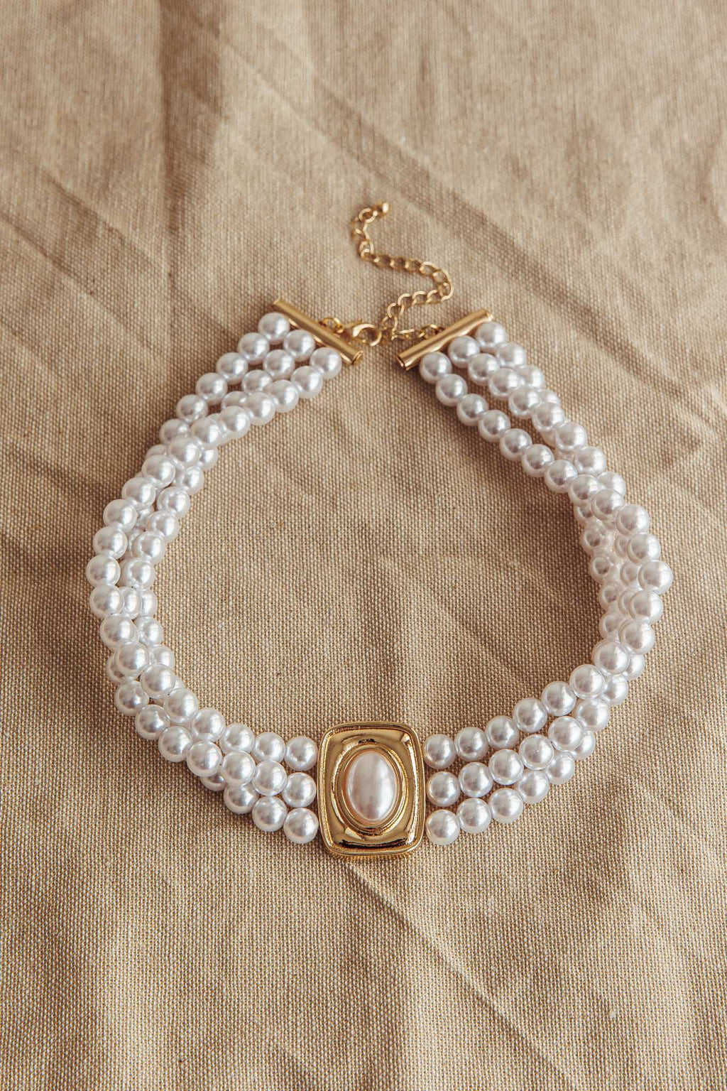 Tamra Squoval Pendant Necklace Gold Pearl by Selfie Leslie Australia