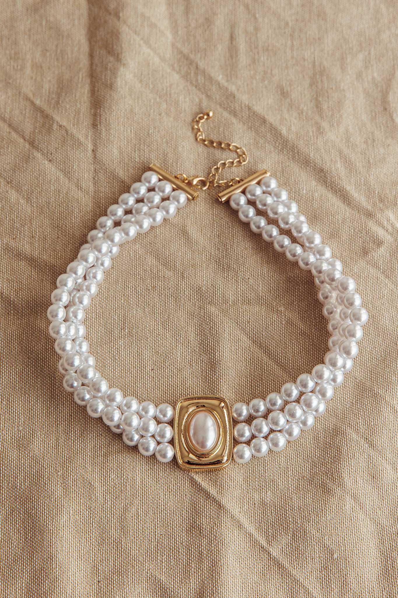 Tamra Squoval Pendant Necklace Gold Pearl by Selfie Leslie Australia