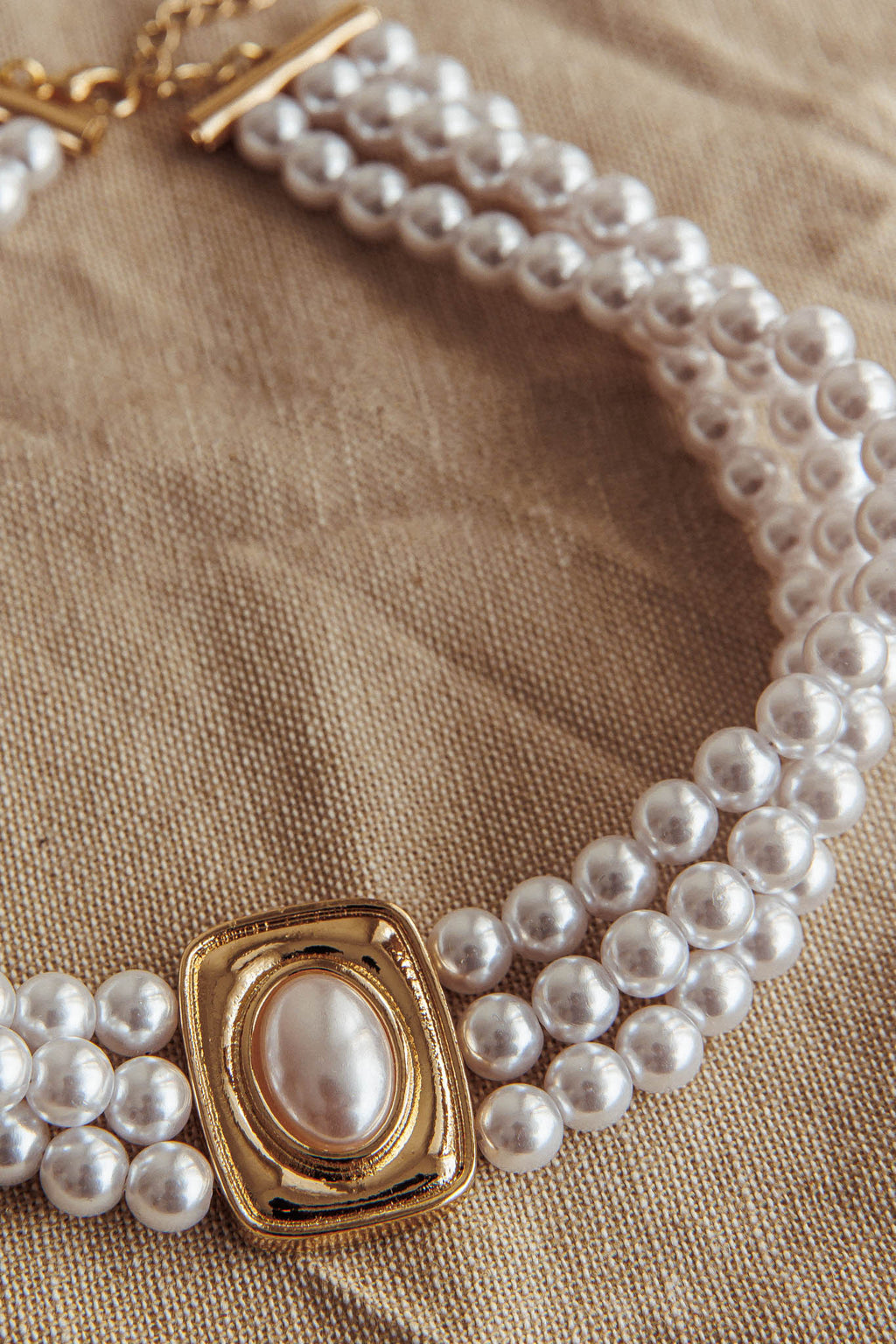 Tamra Squoval Pendant Necklace Gold Pearl by Selfie Leslie Australia