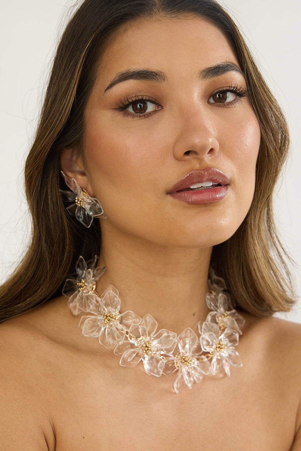Mendoza Acrylic Floral Necklace Clear by Selfie Leslie Australia