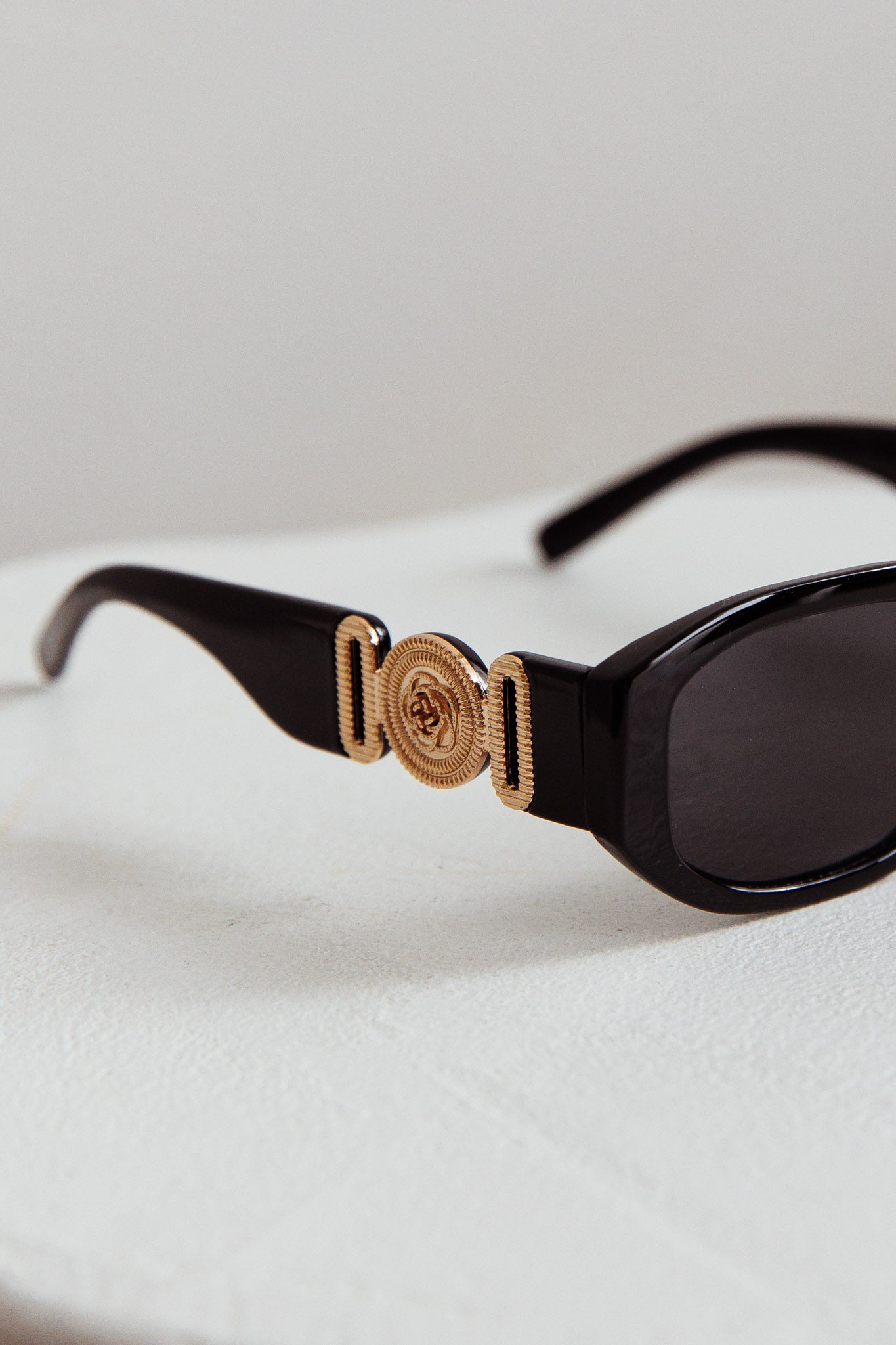 Heartfelt Square Sunglasses Black by Selfie Leslie Australia