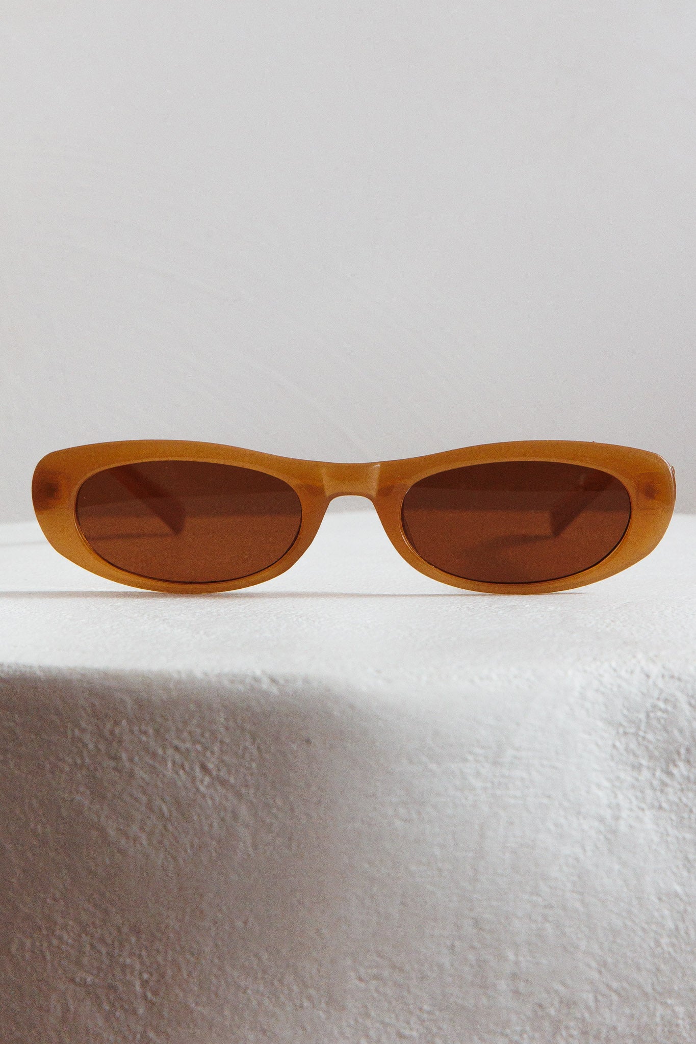 Live Loud Oval Sunglasses Brown by Selfie Leslie Australia