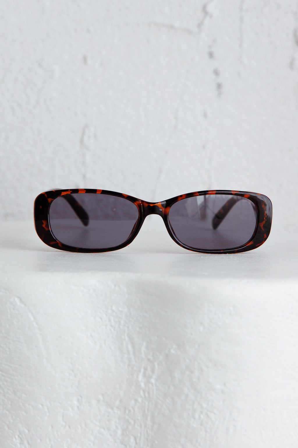 Eola Retro Sunglasses Tort by Selfie Leslie Australia