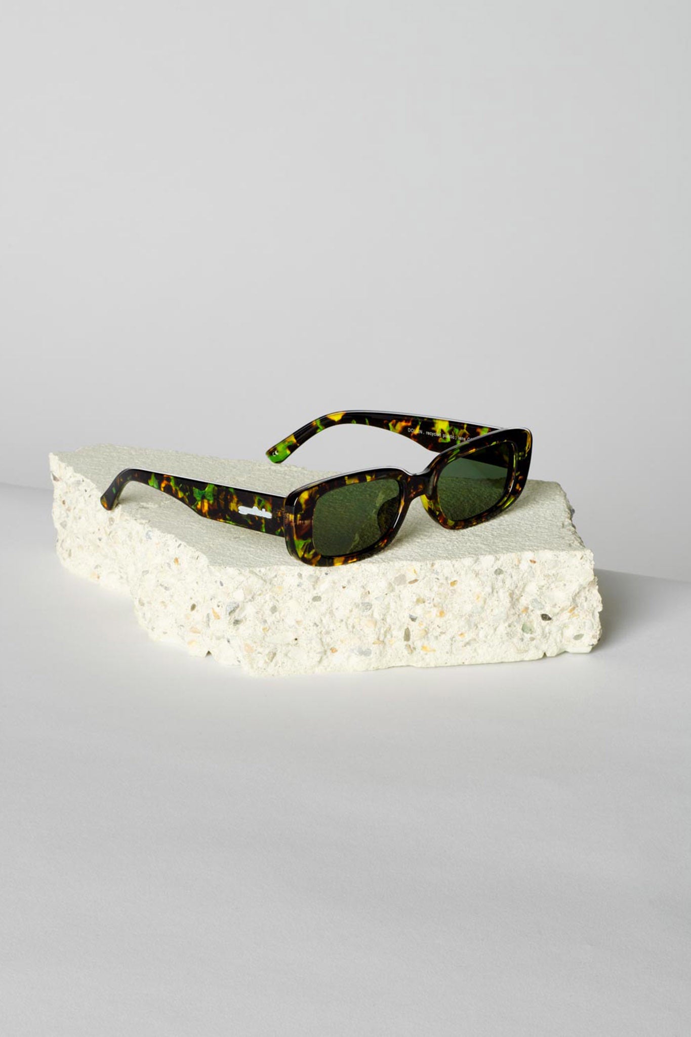 SZADE Sunglasses Dollin ; Jaded Greens by Selfie Leslie Australia