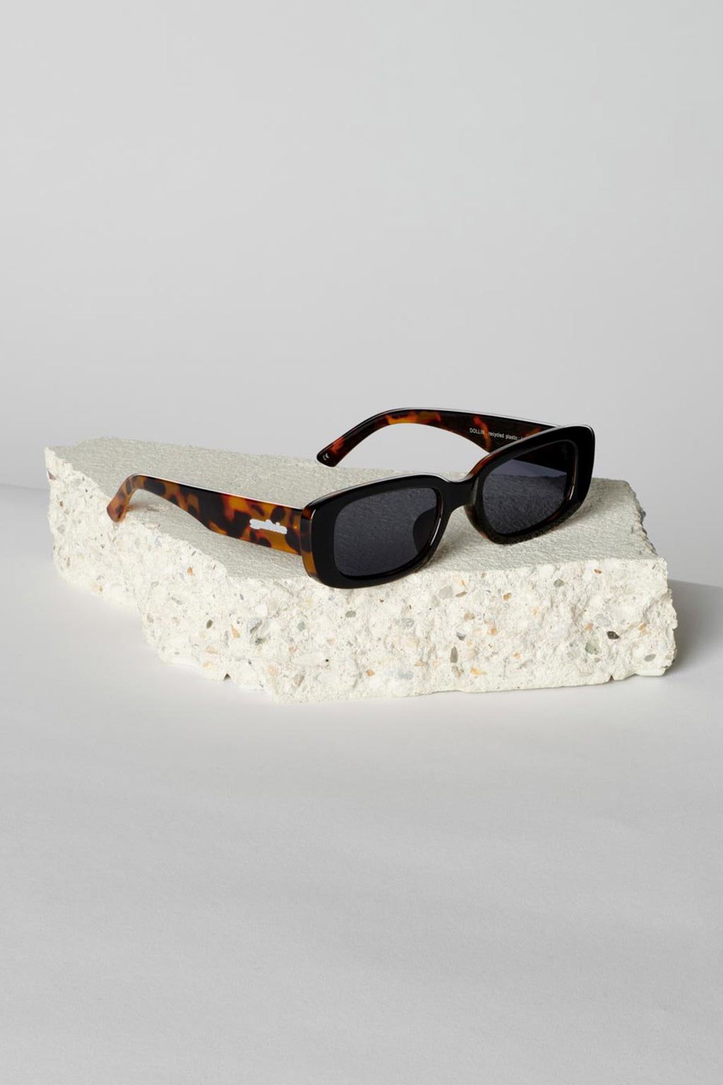 SZADE Sunglasses Dollin ; Elysium Black by Selfie Leslie Australia