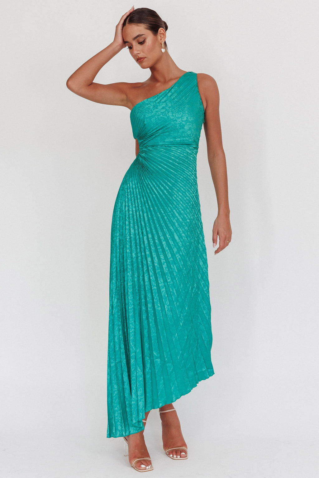 Amelie One-Shoulder Accordion Pleat Maxi Dress Kelly Green by Selfie Leslie Australia