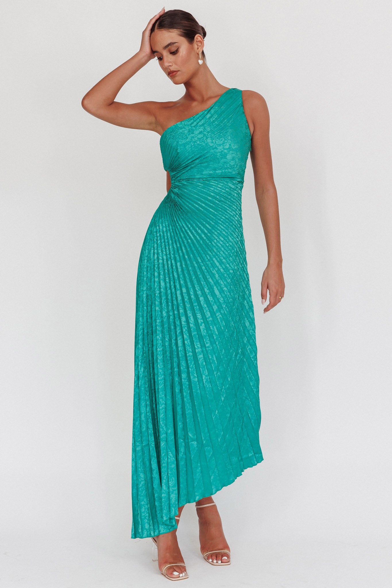 Amelie One-Shoulder Accordion Pleat Maxi Dress Kelly Green by Selfie Leslie Australia
