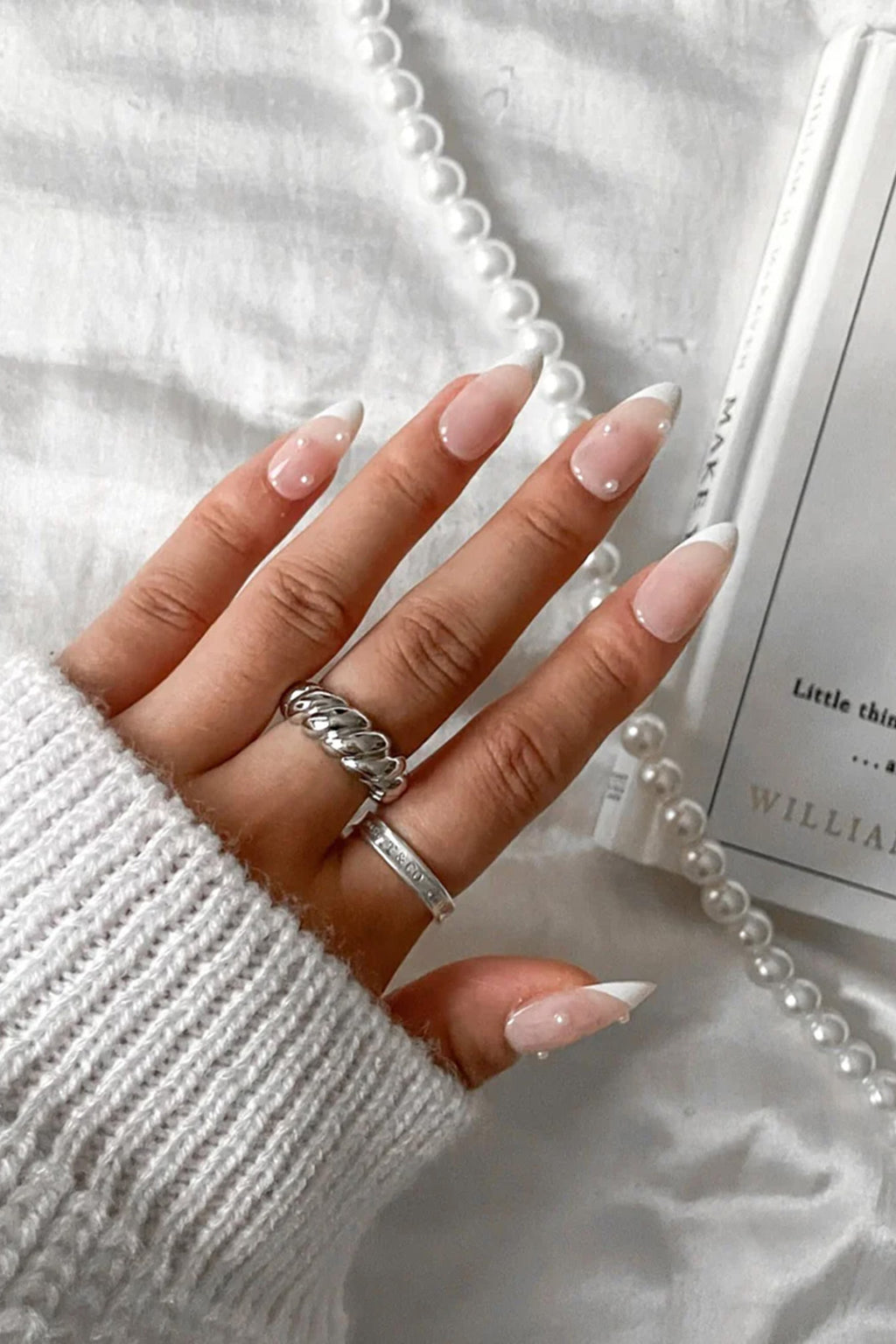 ACRYLIQUE Instacrylics Classic Snowball by Selfie Leslie Australia