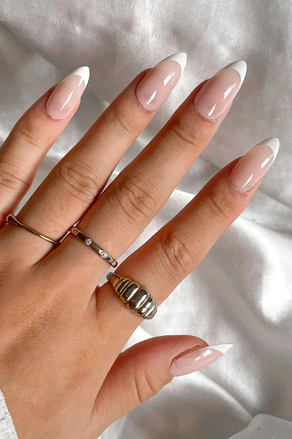 ACRYLIQUE Instacrylics White Mocha by Selfie Leslie Australia