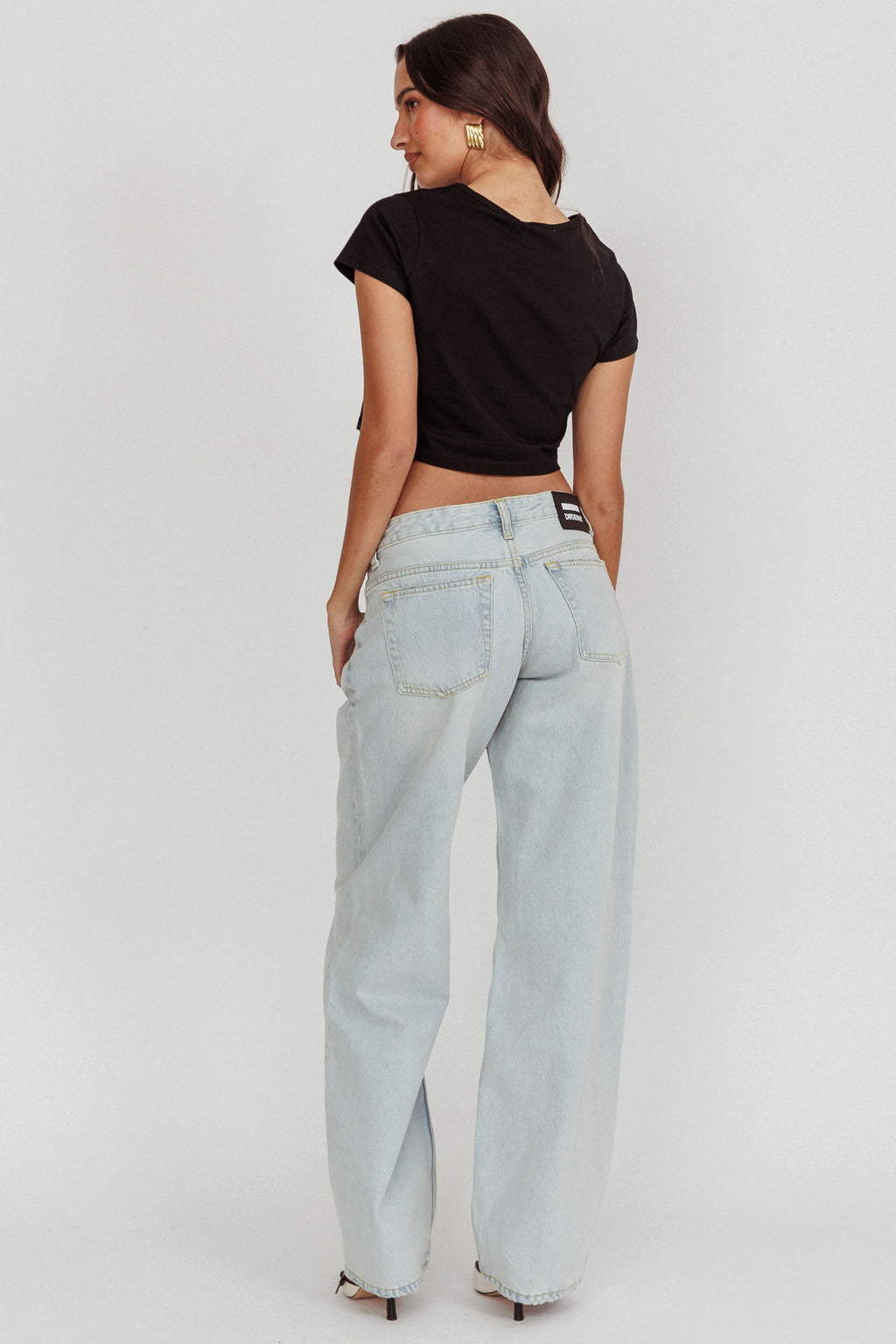 DR DENIM Hill Low Jeans Canyon Pale Worn by Selfie Leslie Australia