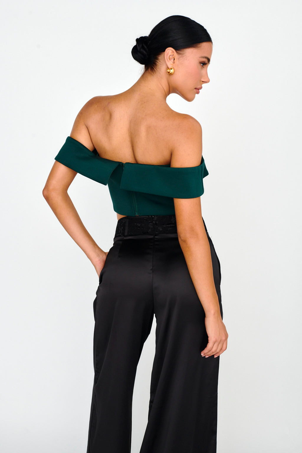 Tenicka Off-Shoulder Crop Top Hunter by Selfie Leslie Australia