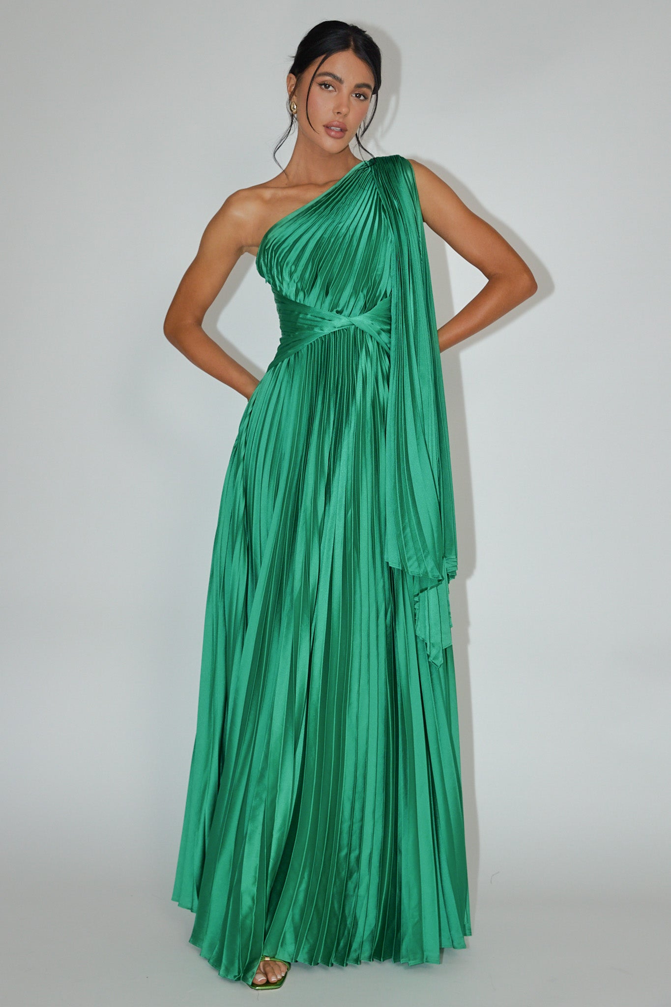 Laxmi Accordion Pleat Maxi Dress Kelly Green by Selfie Leslie Australia