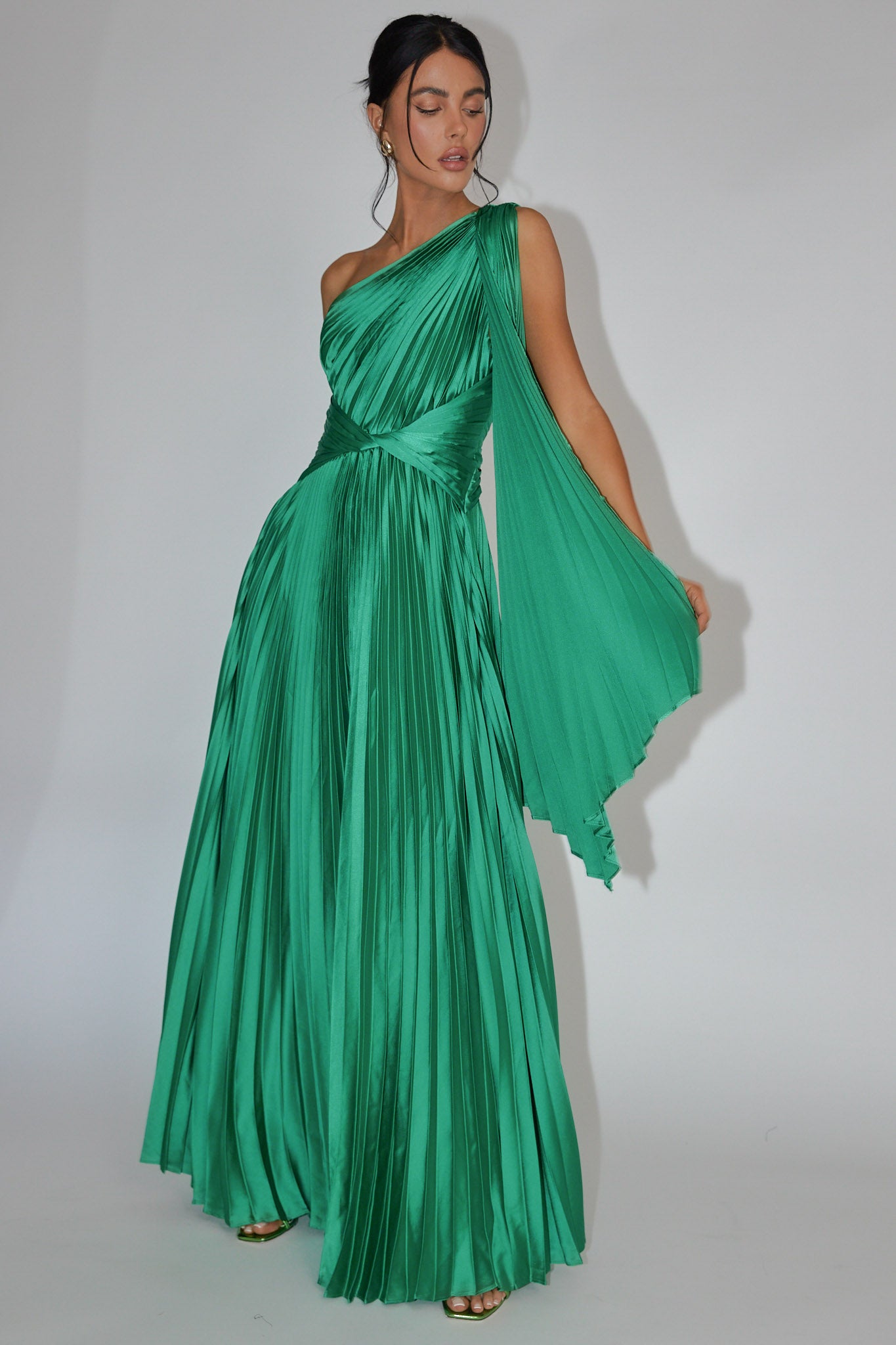 Laxmi Accordion Pleat Maxi Dress Kelly Green by Selfie Leslie Australia