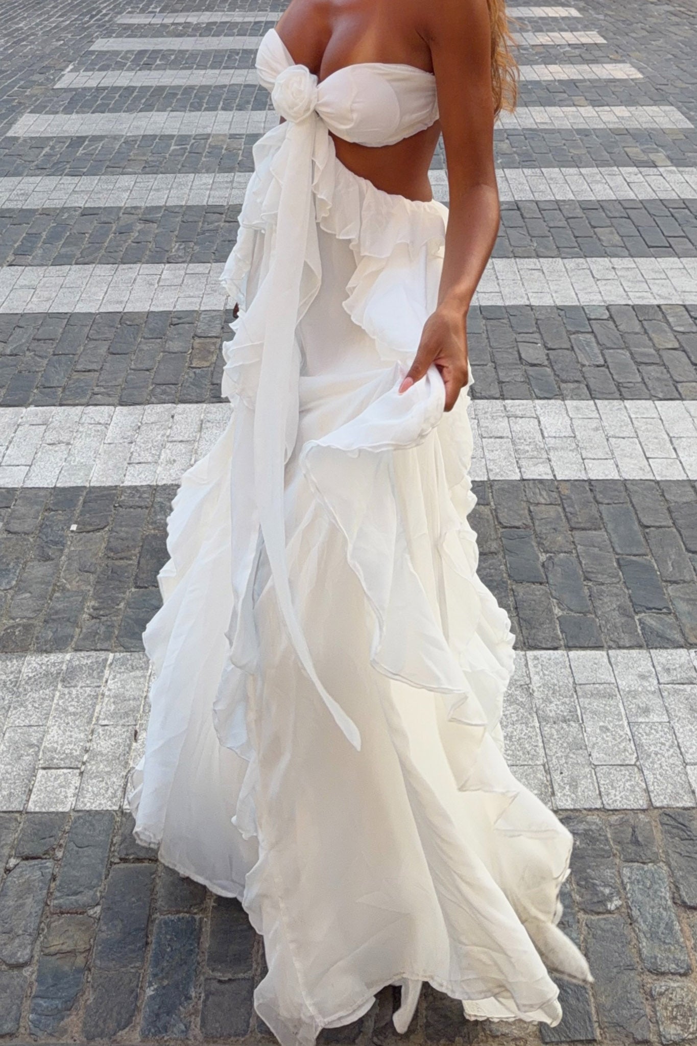 Santiago Cut-Out Ruffle Maxi Dress White– Selfie Leslie Australia