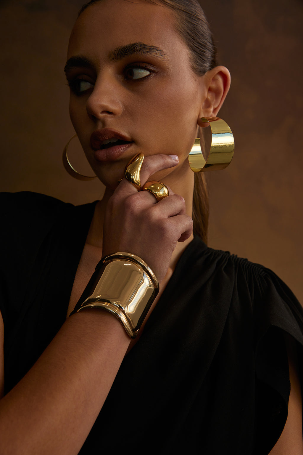 NOAH Extra Earring Gold by Selfie Leslie Australia