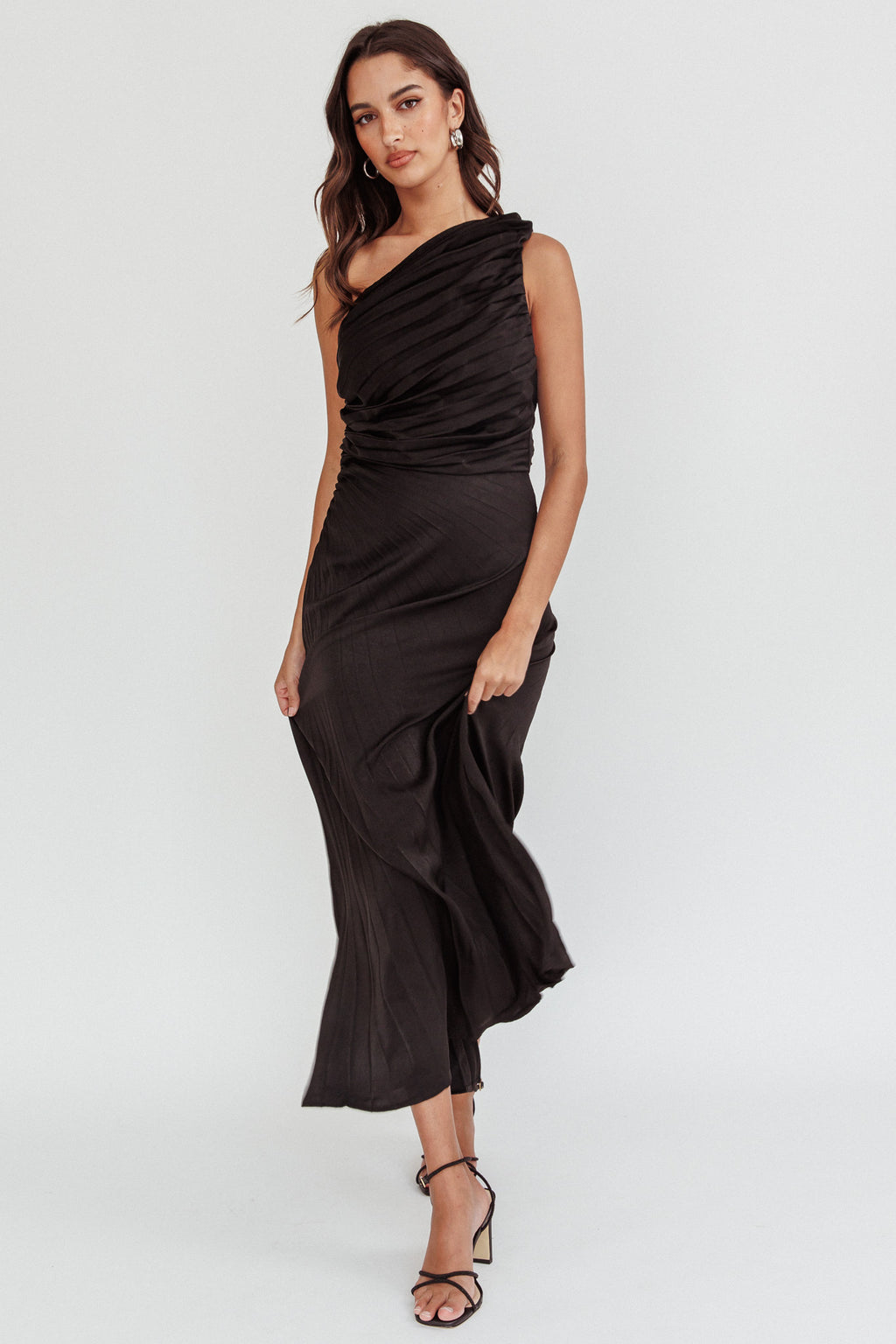 Scarlett One-Shoulder Pleat Maxi Dress Black by Selfie Leslie Australia