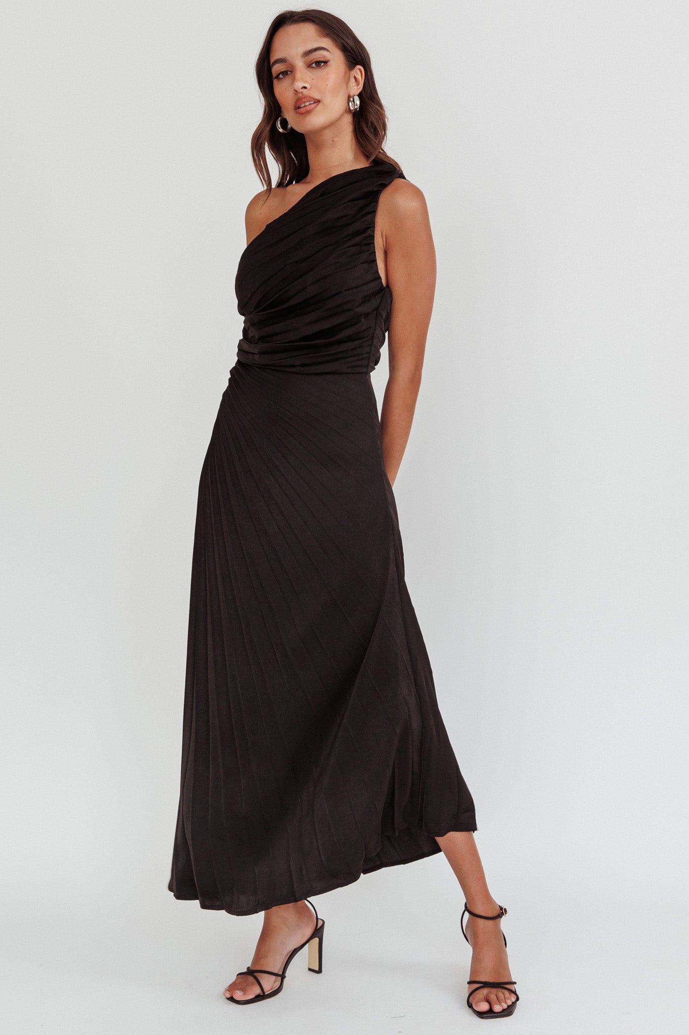 Scarlett One-Shoulder Pleat Maxi Dress Black by Selfie Leslie Australia