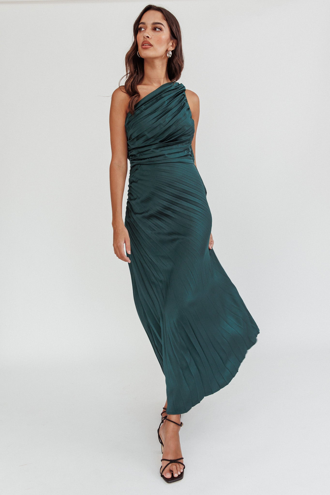 Scarlett One-Shoulder Pleat Maxi Dress Green by Selfie Leslie Australia