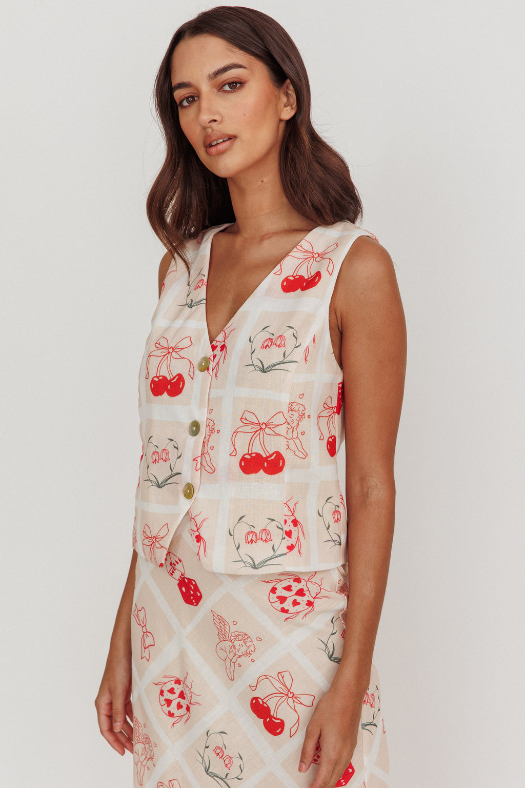 Flowering Romantic Print Sleeveless Vest Beige by Selfie Leslie Australia