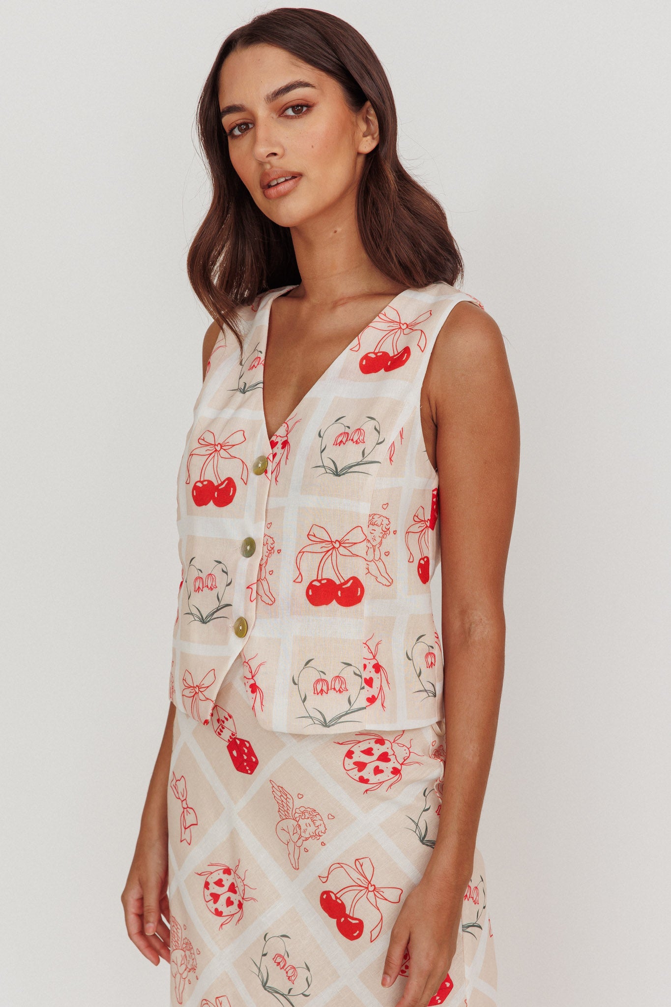 Flowering Romantic Print Sleeveless Vest Beige by Selfie Leslie Australia