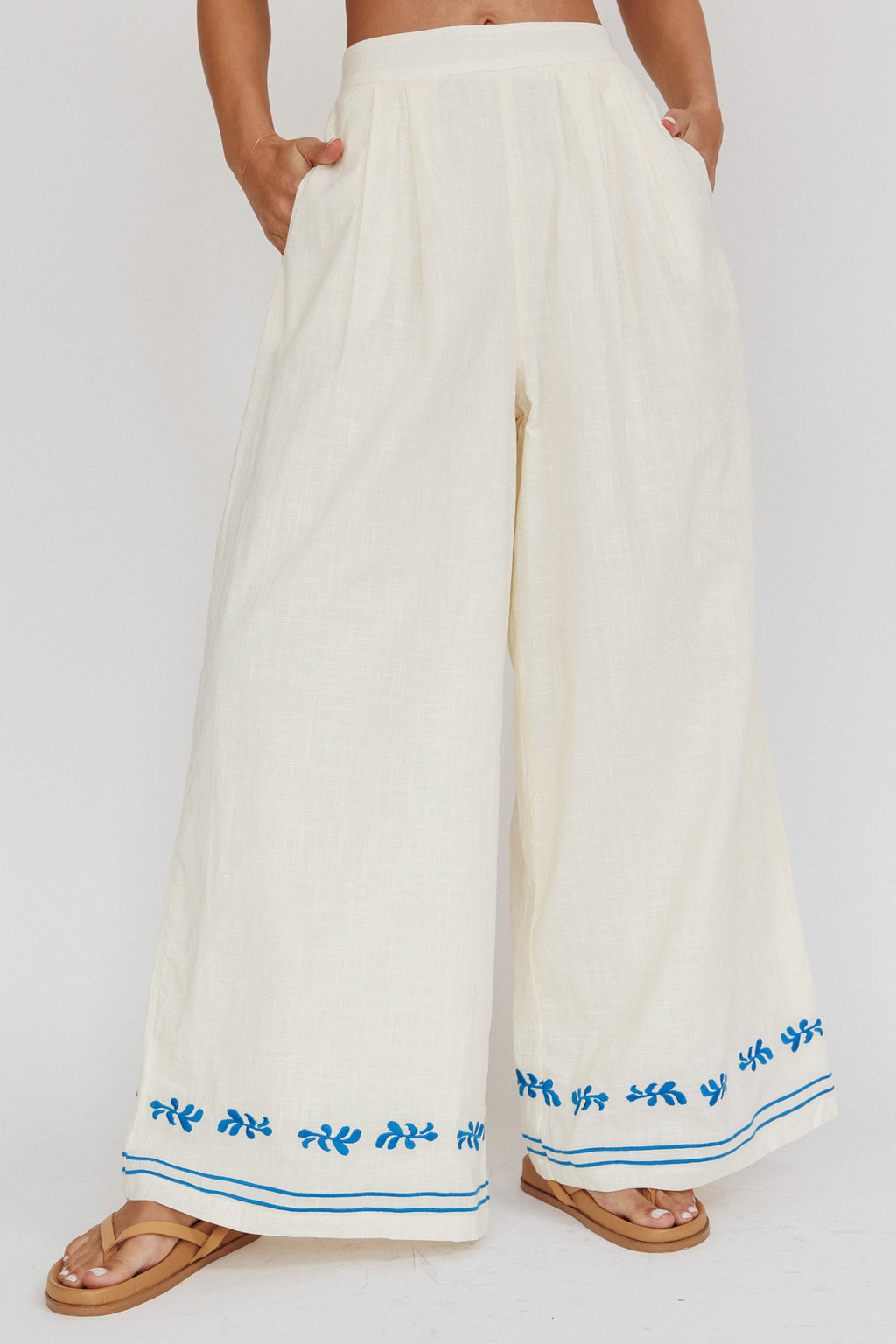 Sought After Wide-Leg Pocket Pants Oat by Selfie Leslie Australia