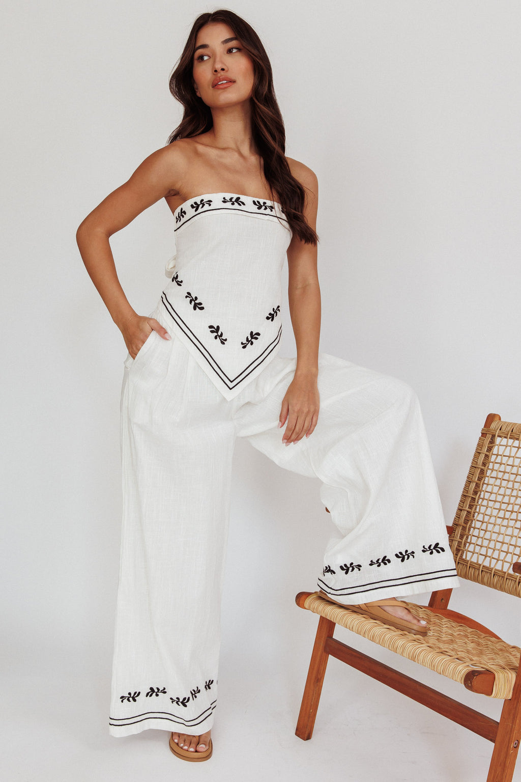 Sought After Wide-Leg Pocket Pants Off White by Selfie Leslie Australia