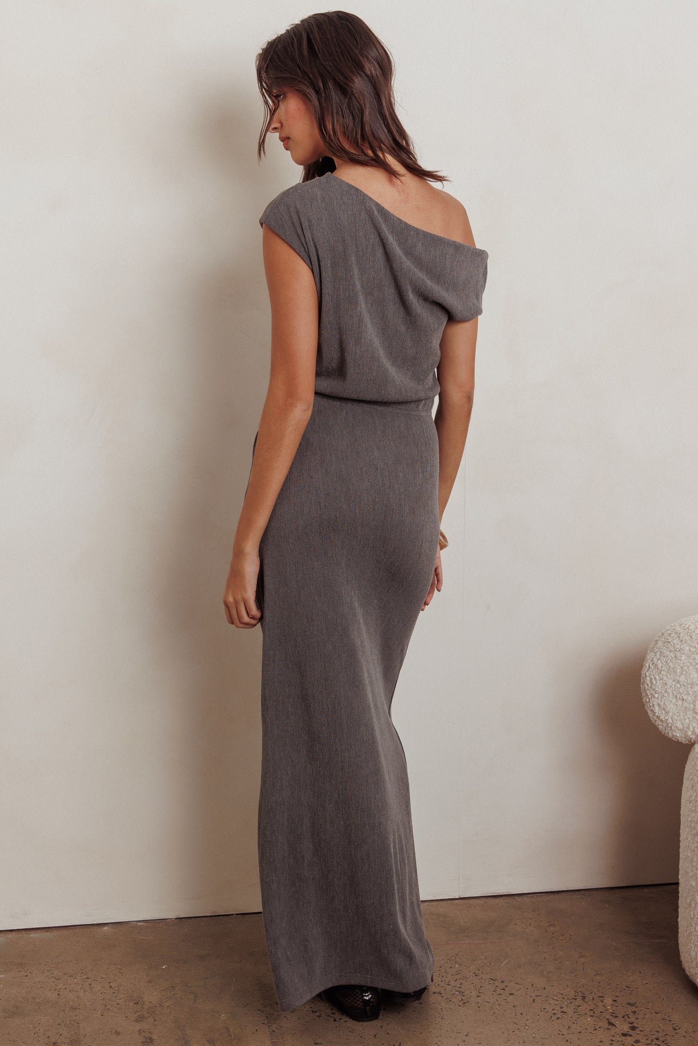 Calculated Ribbed Knit Maxi Dress Dark Grey by Selfie Leslie Australia
