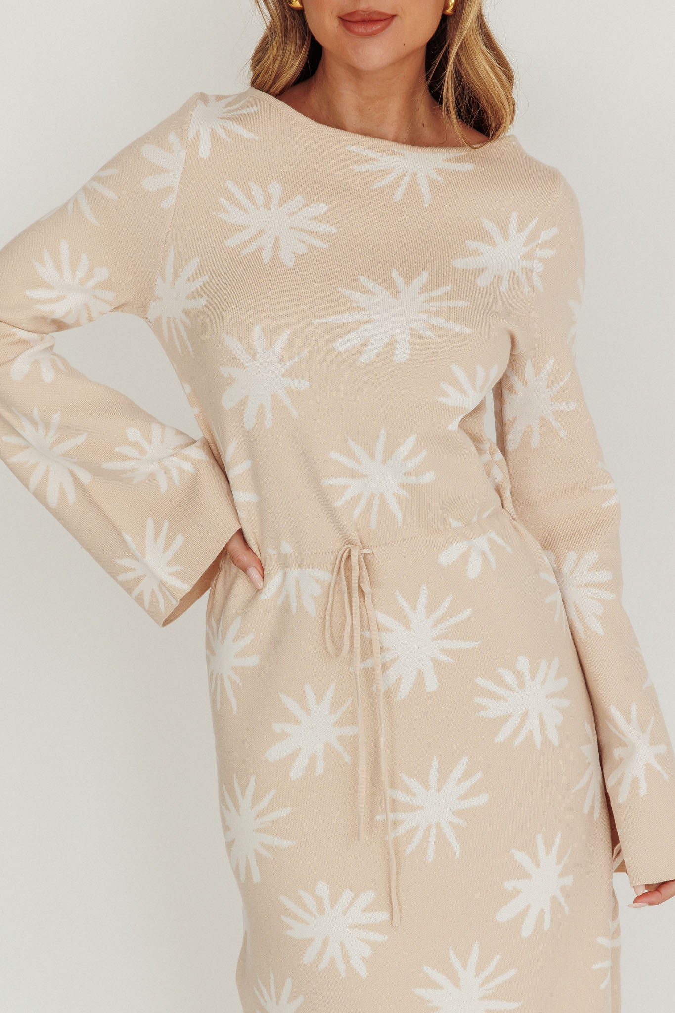 Orleans Star Print Knit Maxi Dress Sand by Selfie Leslie Australia