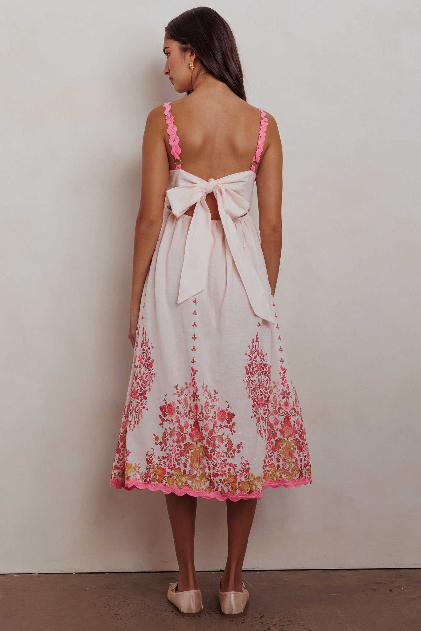 Asami Floral Print Ric Rac Trim Midi Dress Blush by Selfie Leslie Australia