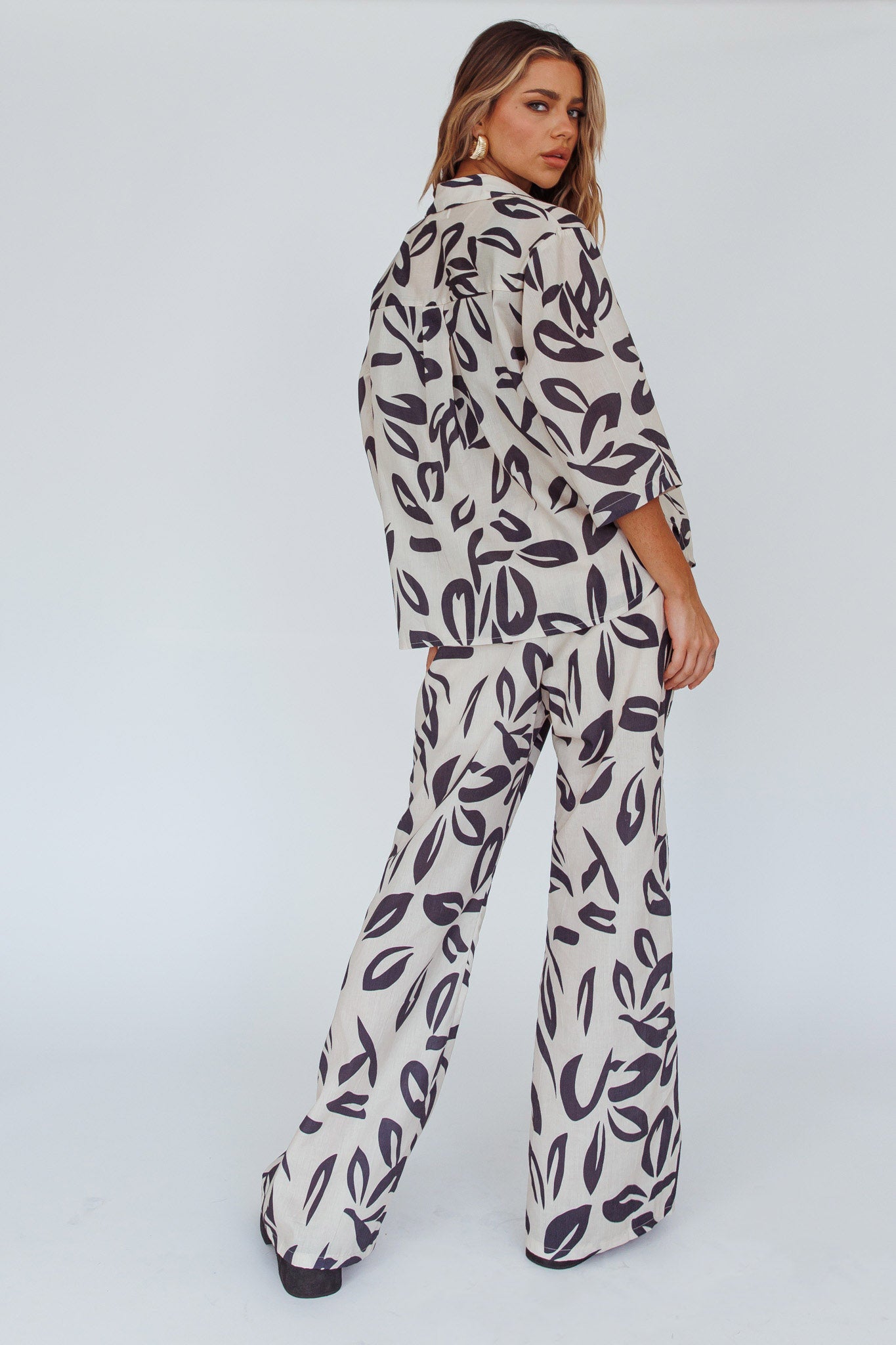 Just A Hunch Pants Leaf Print Beige by Selfie Leslie Australia
