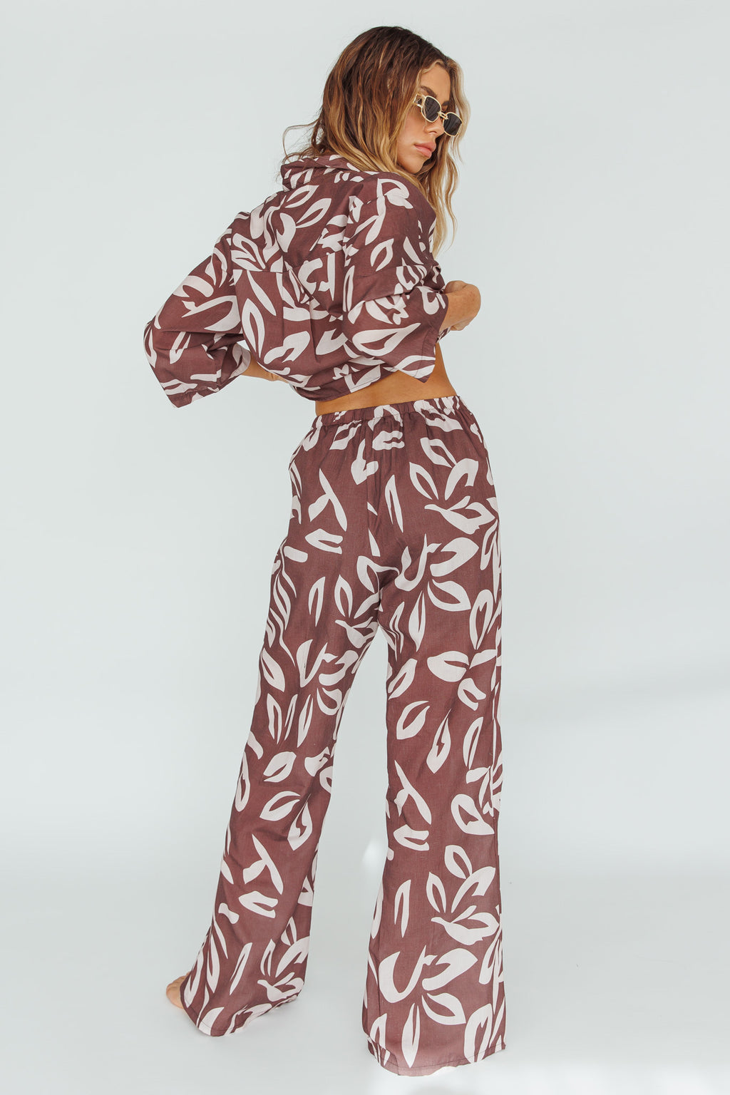 Just A Hunch Pants Leaf Print Chocolate by Selfie Leslie Australia