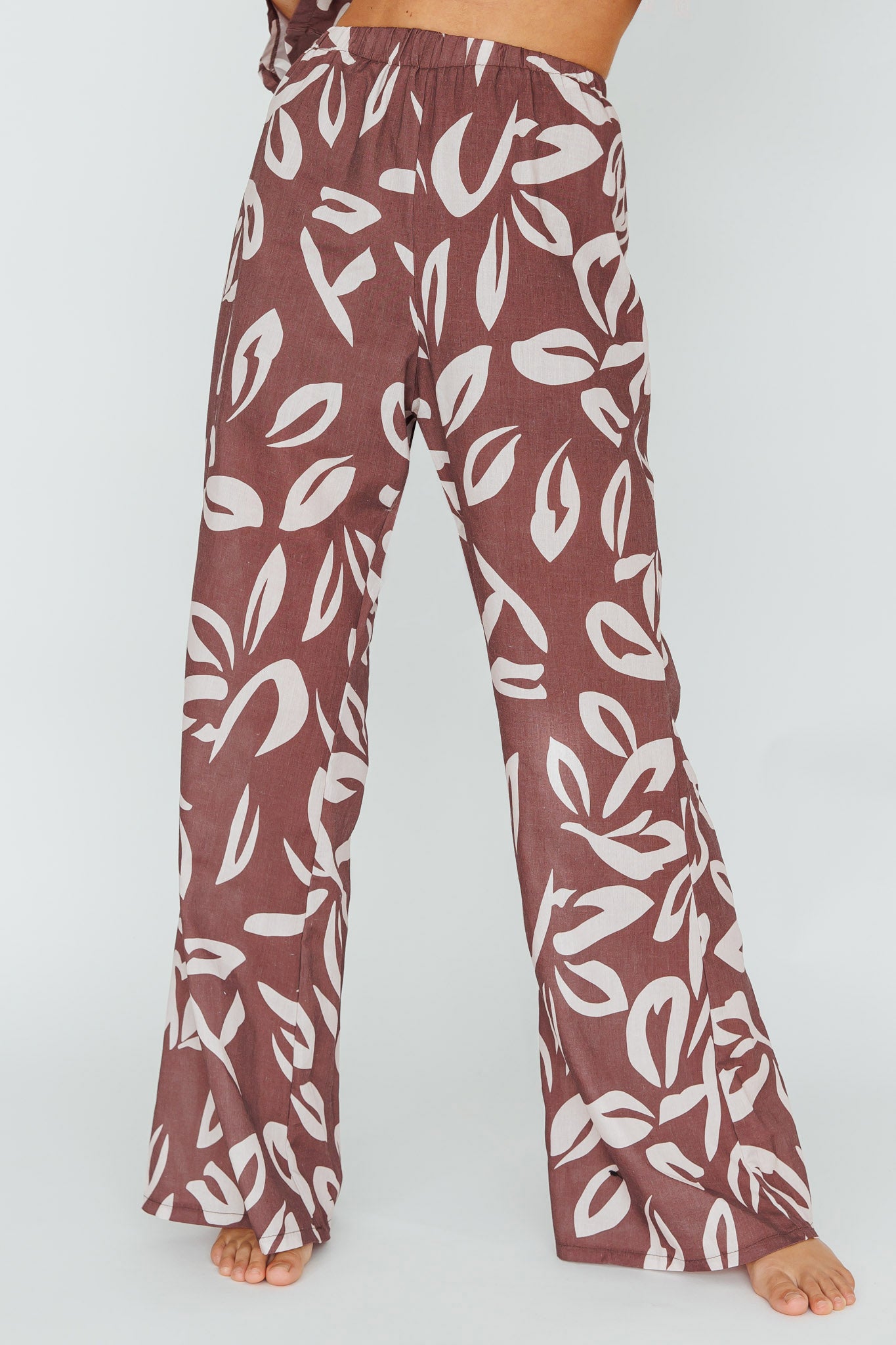 Just A Hunch Pants Leaf Print Chocolate by Selfie Leslie Australia