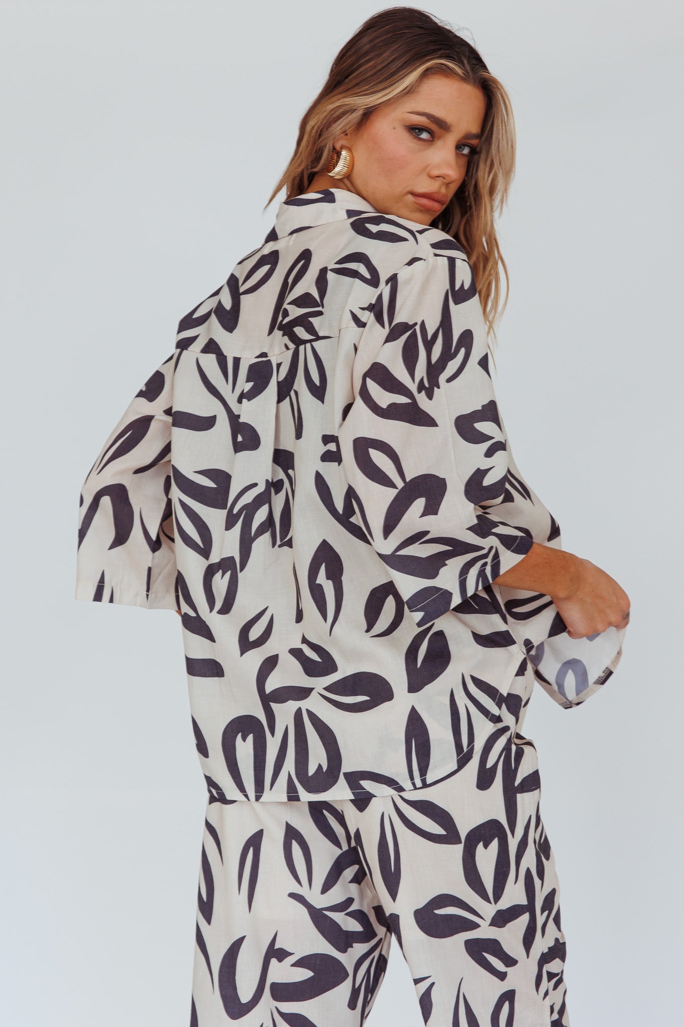 Just A Hunch Button Shirt Leaf Print Beige by Selfie Leslie Australia