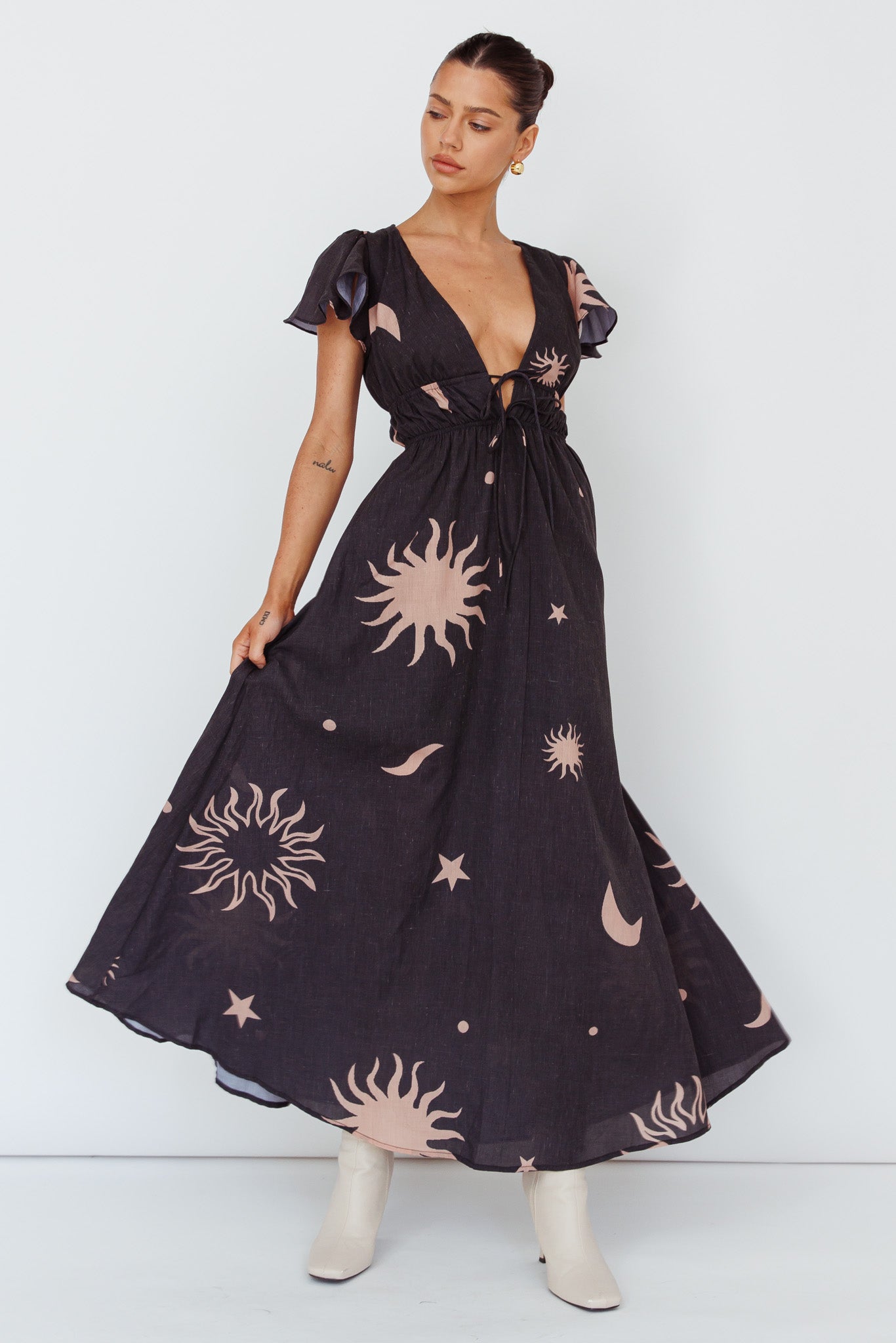 Carnivale Angel Sleeve Maxi Dress Black/Beige by Selfie Leslie Australia