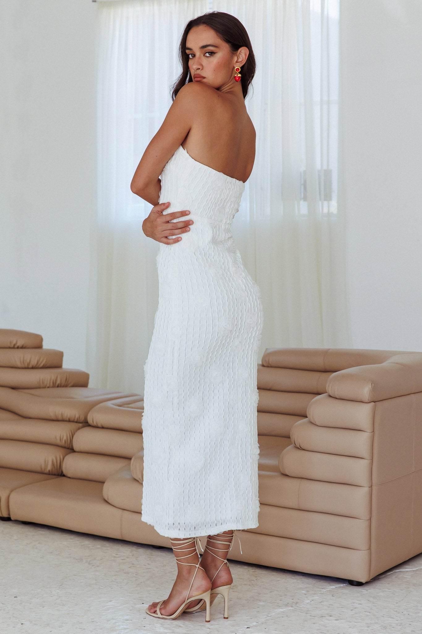 Horizon Strapless Textured Floral Midi Dress White by Selfie Leslie Australia