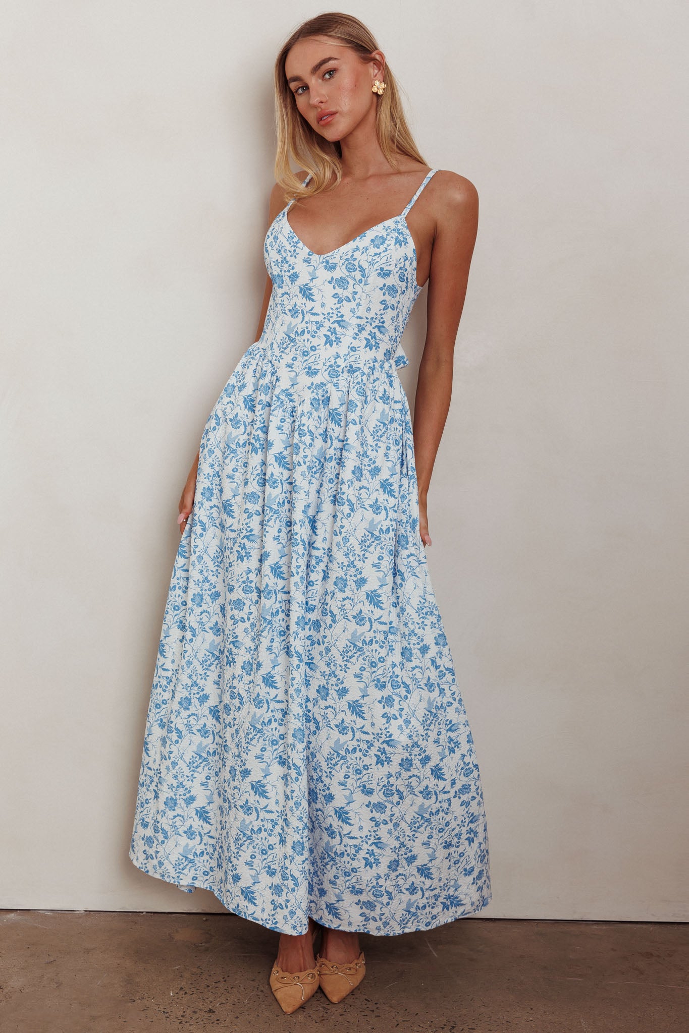 Enchanted Leaf Floral Print A-Line Maxi Dress Blue by Selfie Leslie Australia