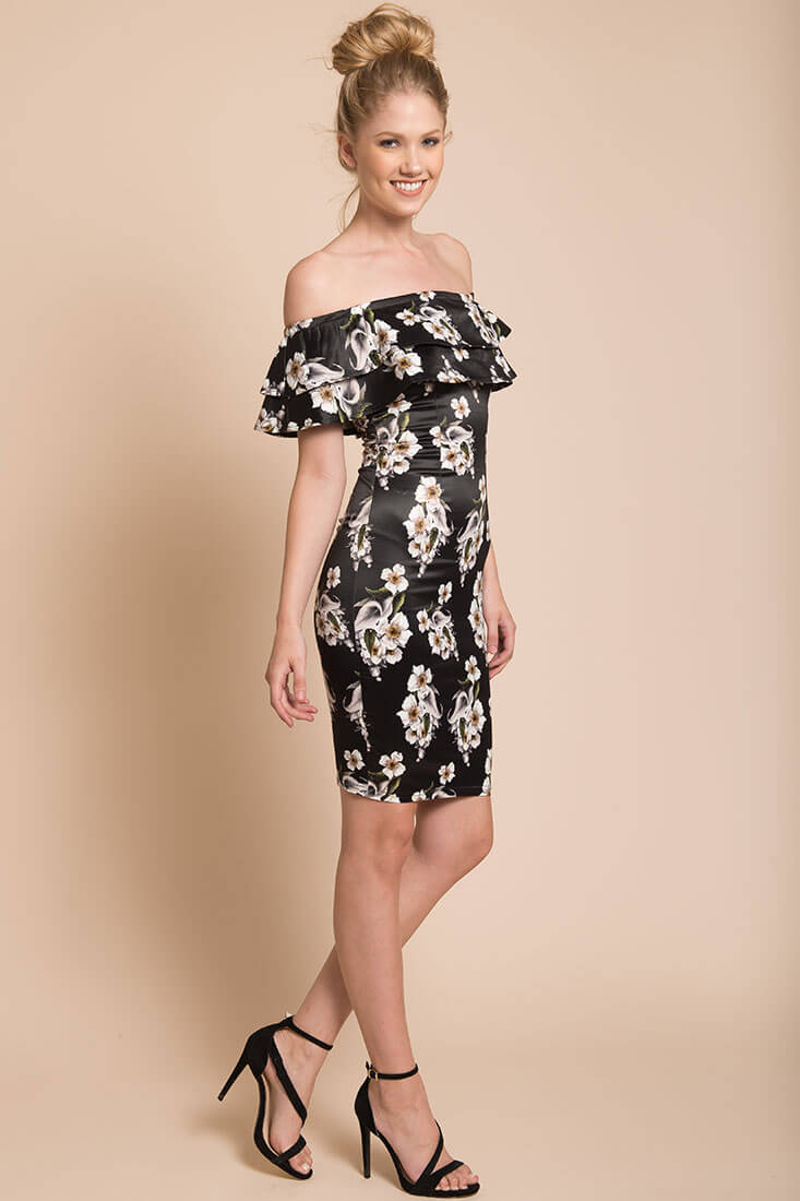 Ava Bodycon Dress Navy by Selfie Leslie