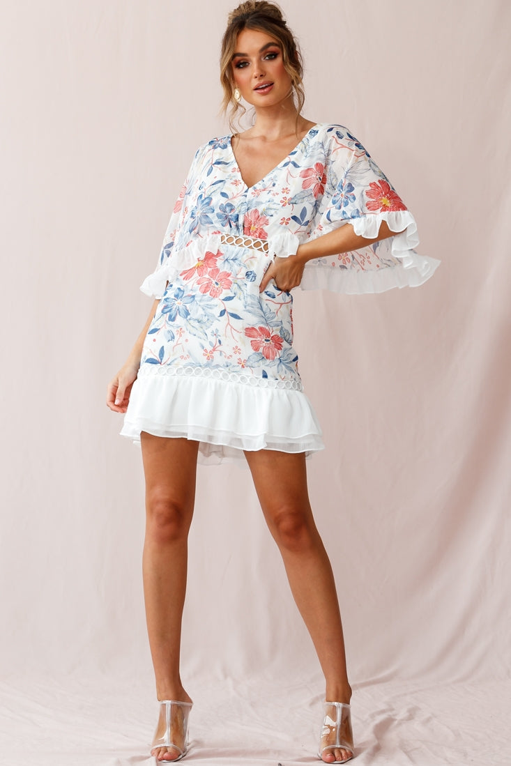 Caspar Batwing Floral Dress White by Selfie Leslie