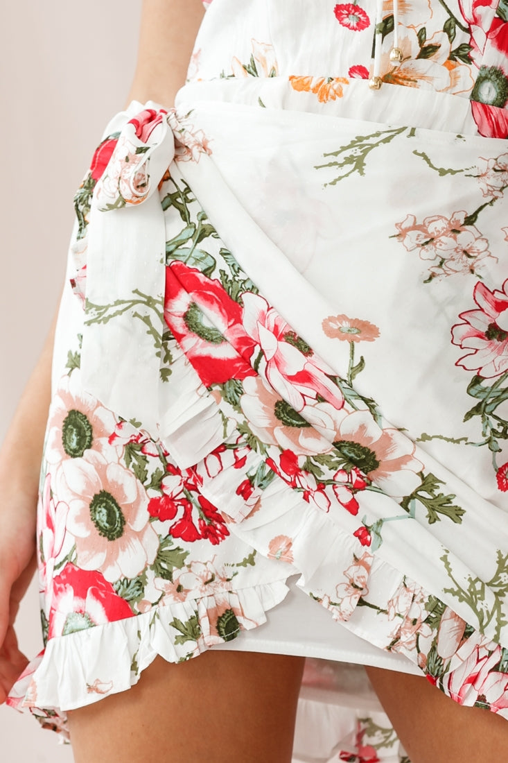 Natalie Sweetheart Neckline Wrap Dress Floral Print White by Selfie Leslie