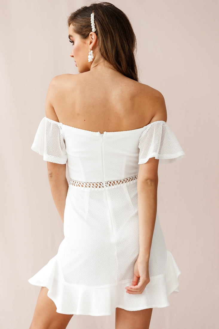 Chi Chi Sweetheart Neckline Off-Shoulder Dress White by Selfie Leslie