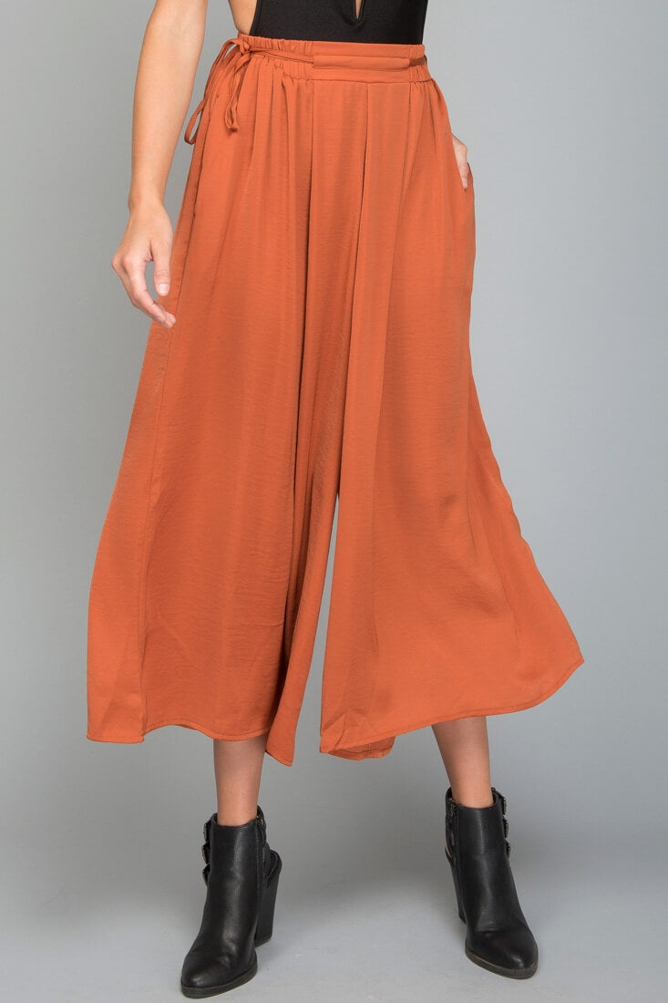 Lucy Loose Fit Wide Leg Pants Bronze by Selfie Leslie